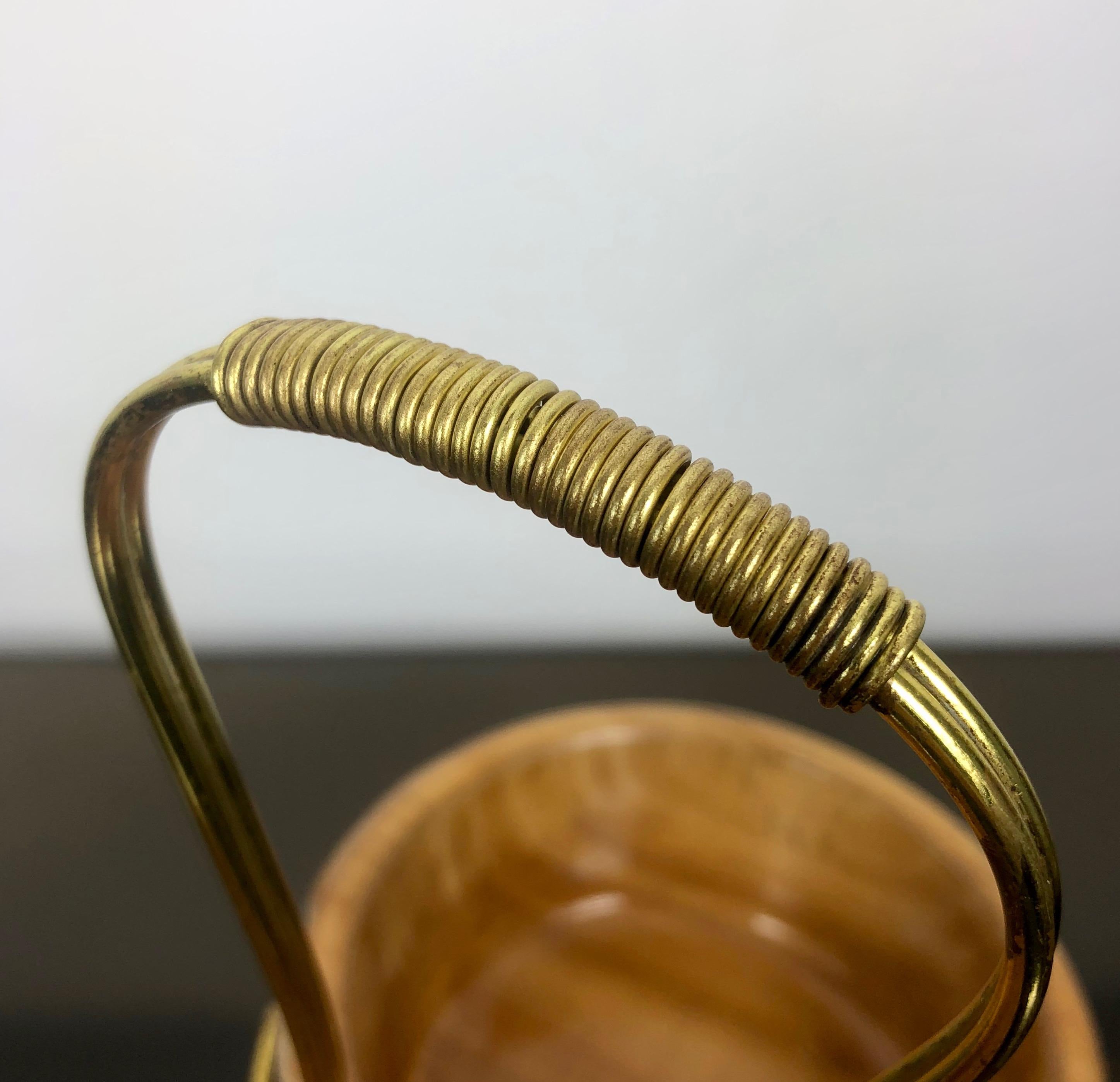 Aldo Tura Macabo Walnut Bowl Basket Centrepiece Hand Carved Wood and Brass Italy 6