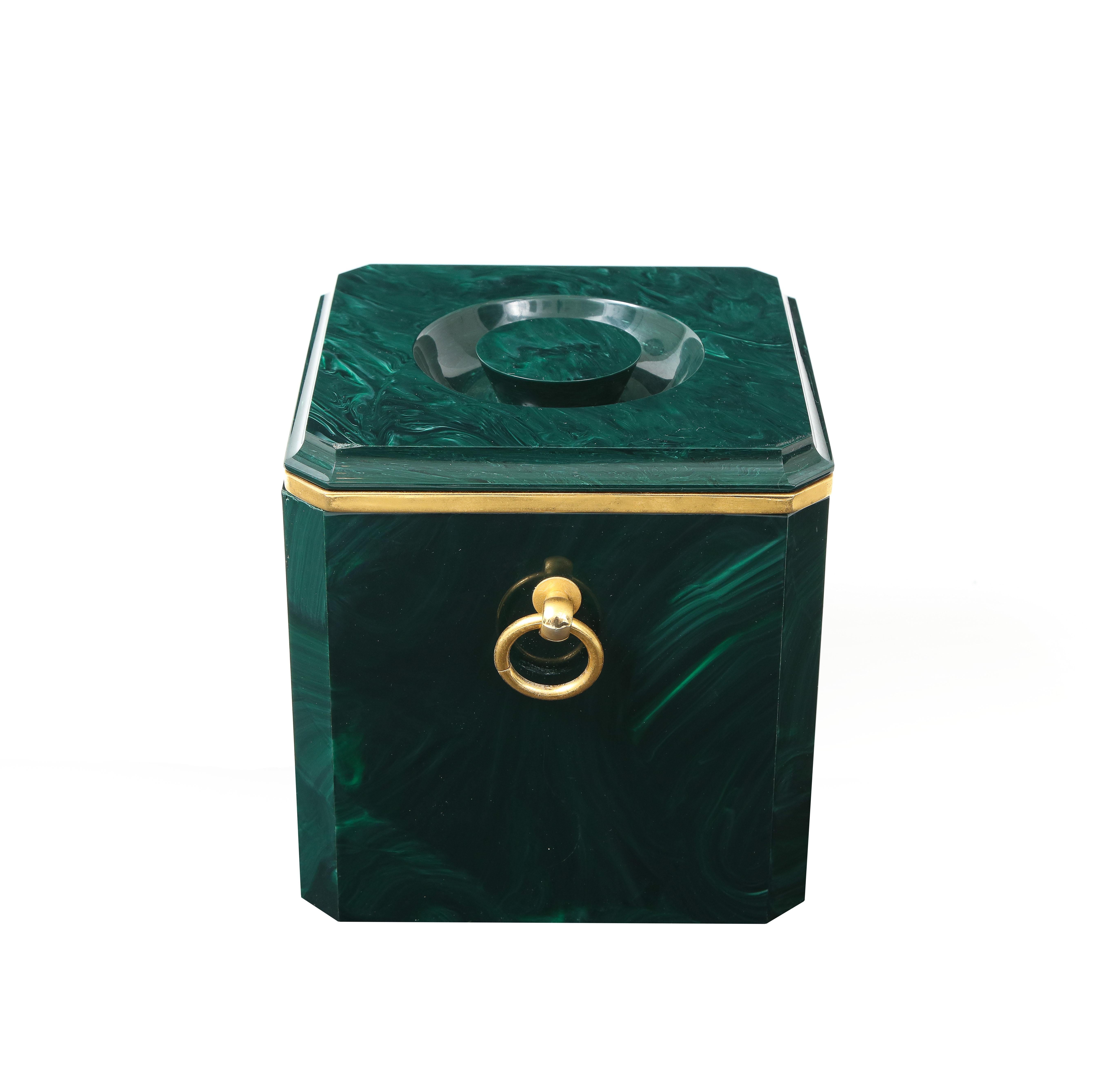Aldo Tura Faux Malachite Ice Bucket with Brass Rings, Italy, 1970s For Sale 1