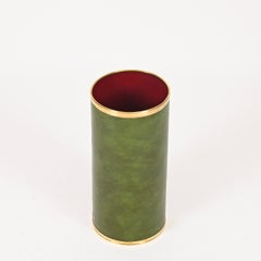 Porte-parapluies Aldo Tura de style « mid-century », en similicuir vert et laiton, Italie, années 1970