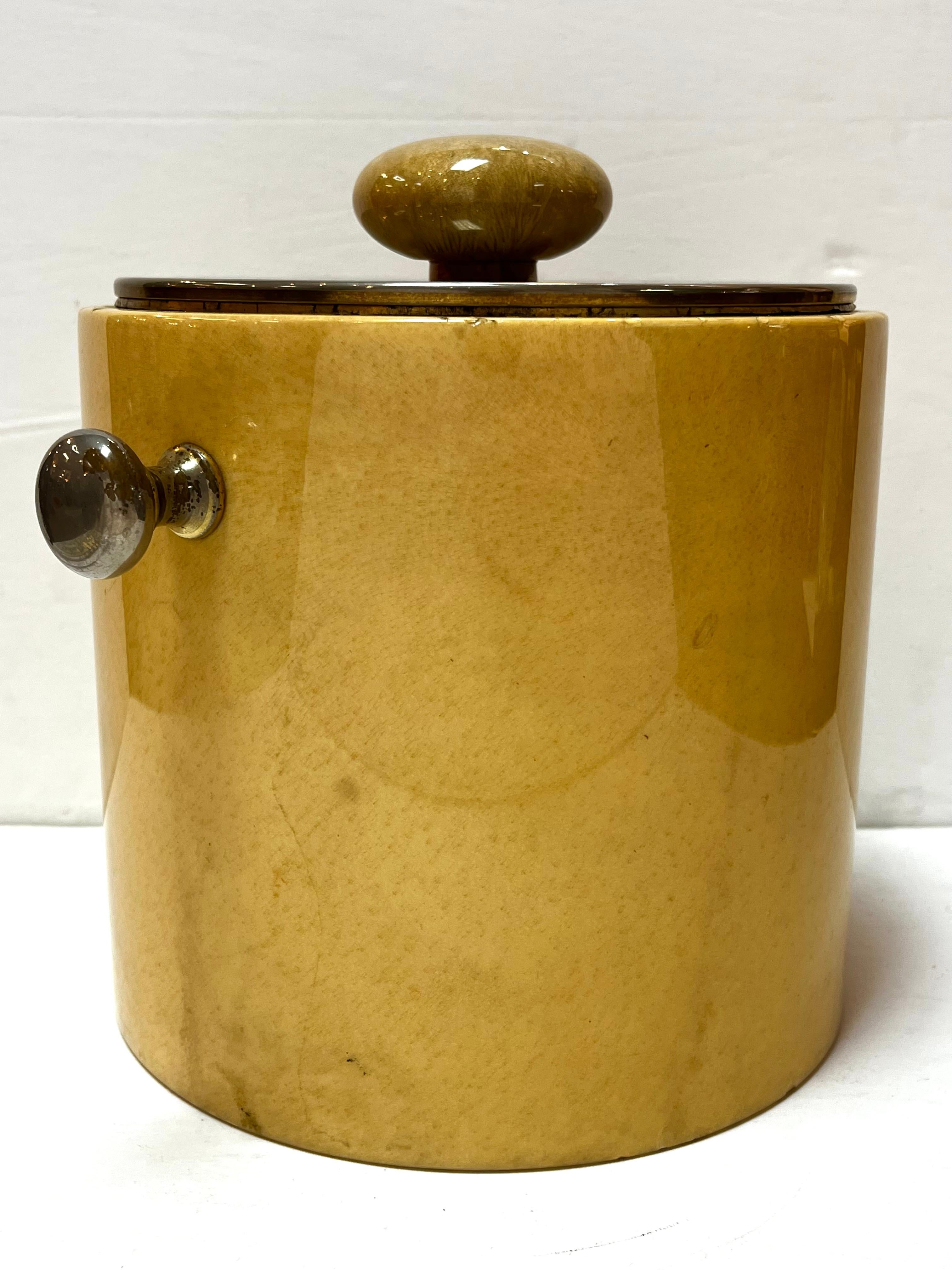 Aldo Tura Mid Century Italian Ice Bucket with Original Label In Good Condition In Atlanta, GA