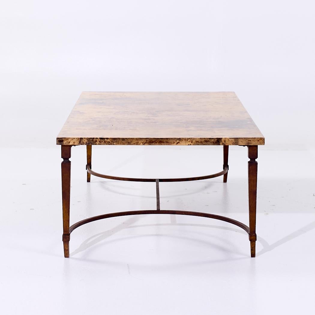 Table basse en peau de chèvre laquée Aldo Tura, Italie du milieu du siècle Bon état - En vente à Franklin Park, IL