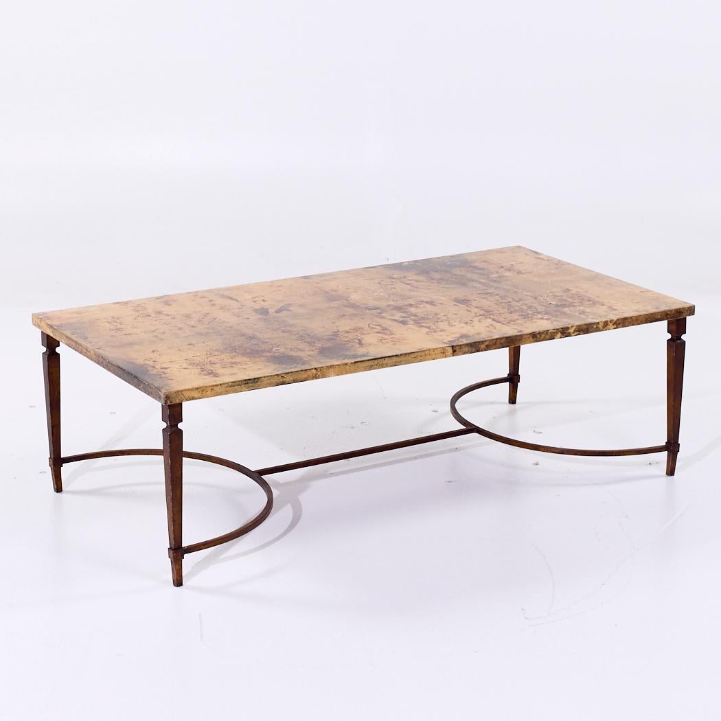 Cuir de chèvre Table basse en peau de chèvre laquée Aldo Tura, Italie du milieu du siècle en vente