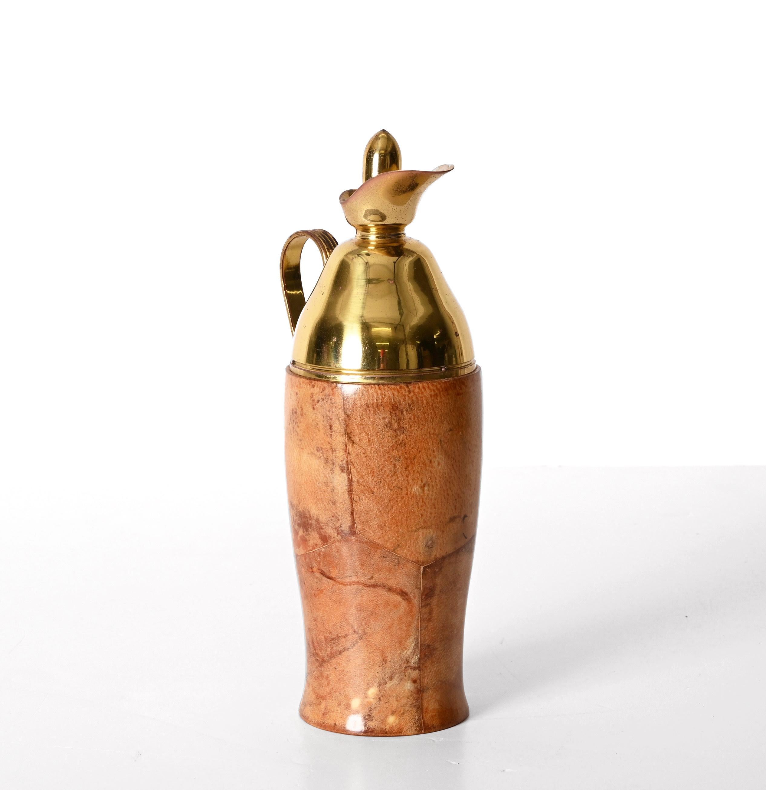 Aldo Tura Midcentury Goatskin and Brass Thermos Decanter for Macabo, Italy 1950s 4