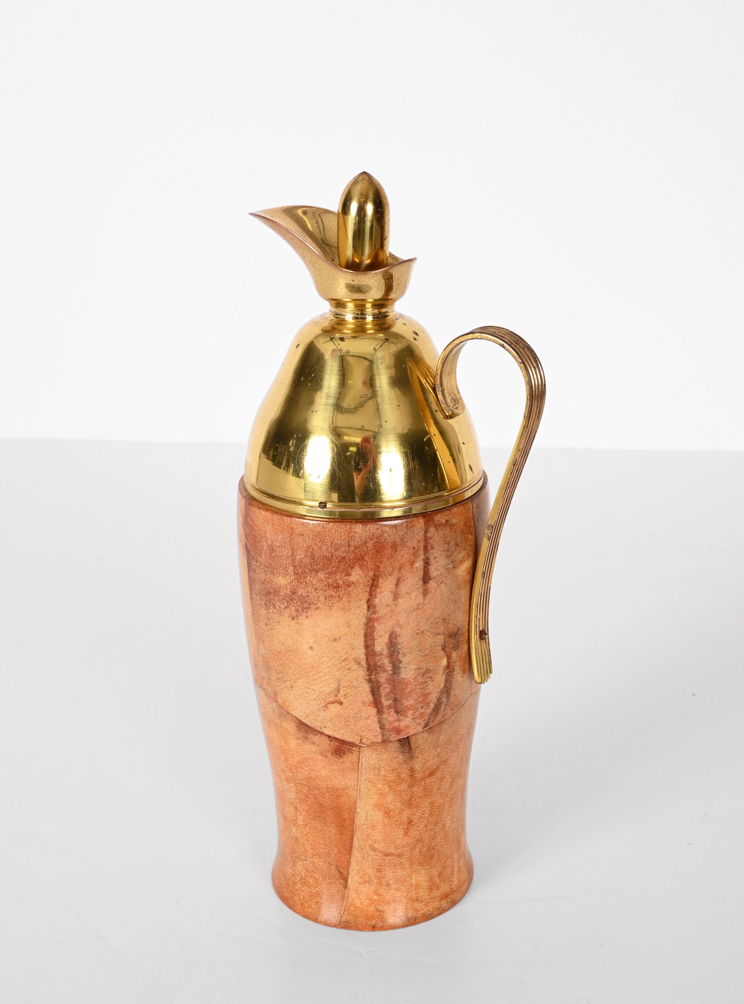 Aldo Tura Midcentury Goatskin and Brass Thermos Decanter for Macabo, Italy 1950s 5