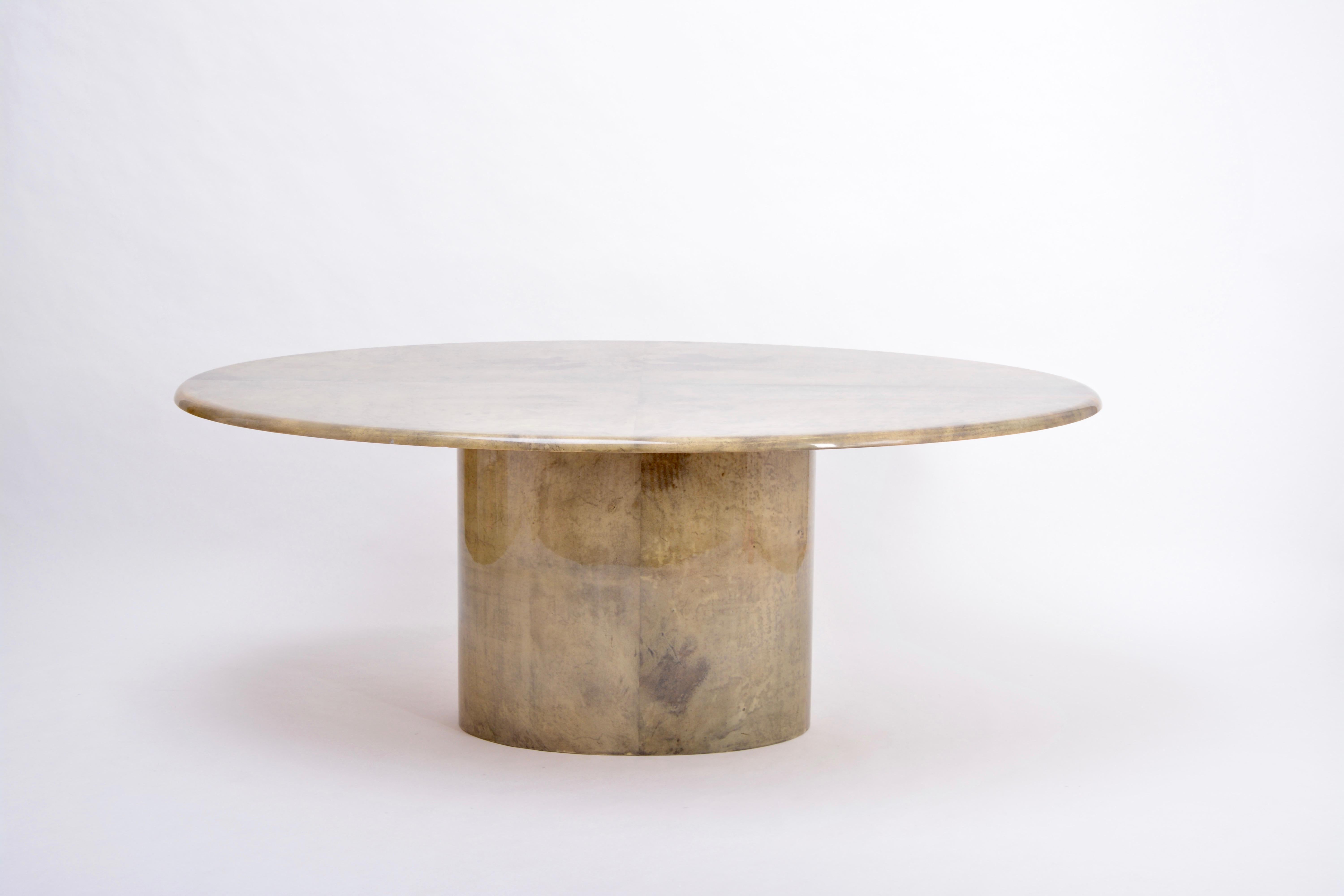 20th Century Aldo Tura Oval Dining Table in Lacquered Goatskin, Italy