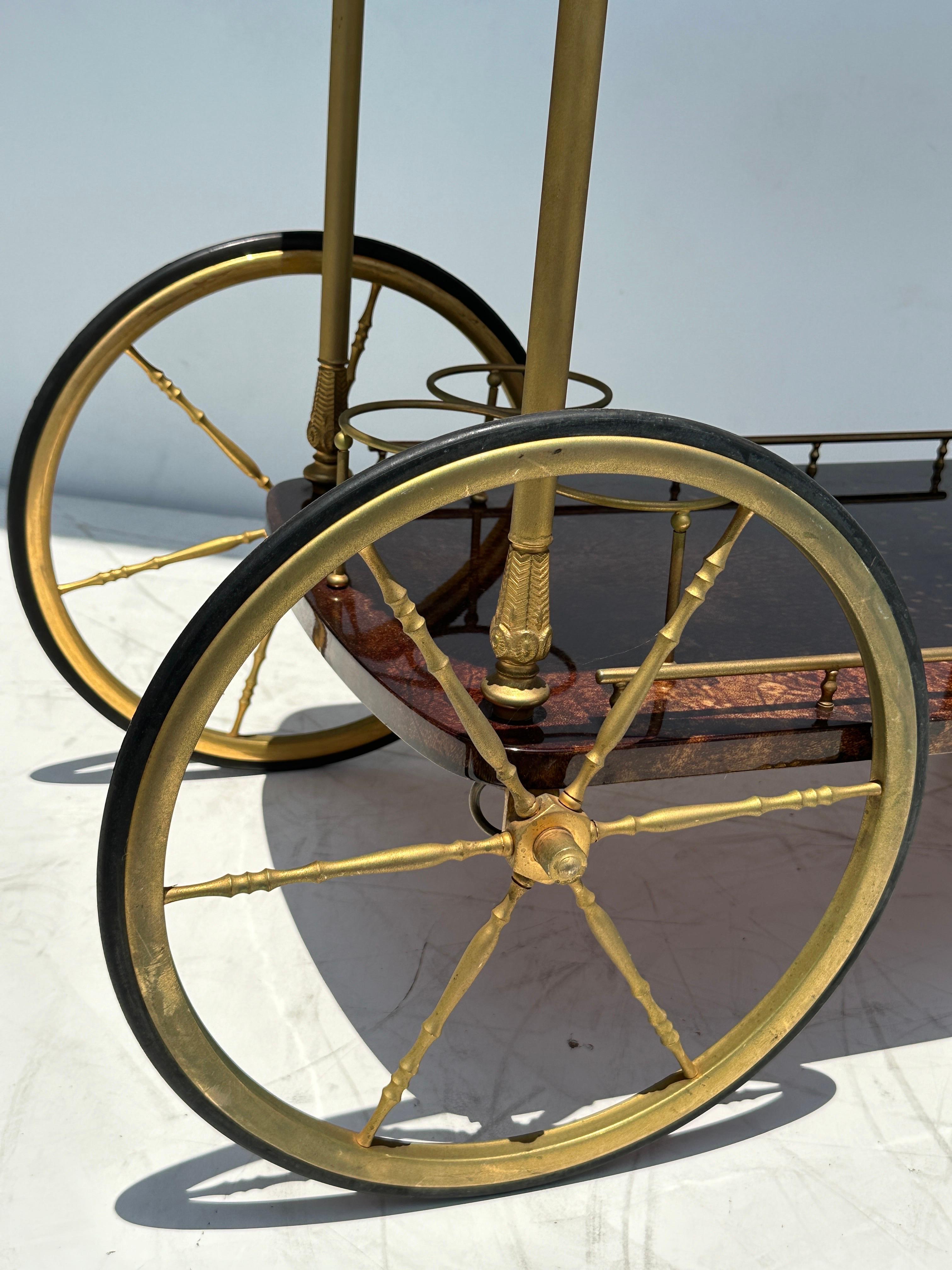 Chariot de bar en parchemin Aldo Tura en vente 1