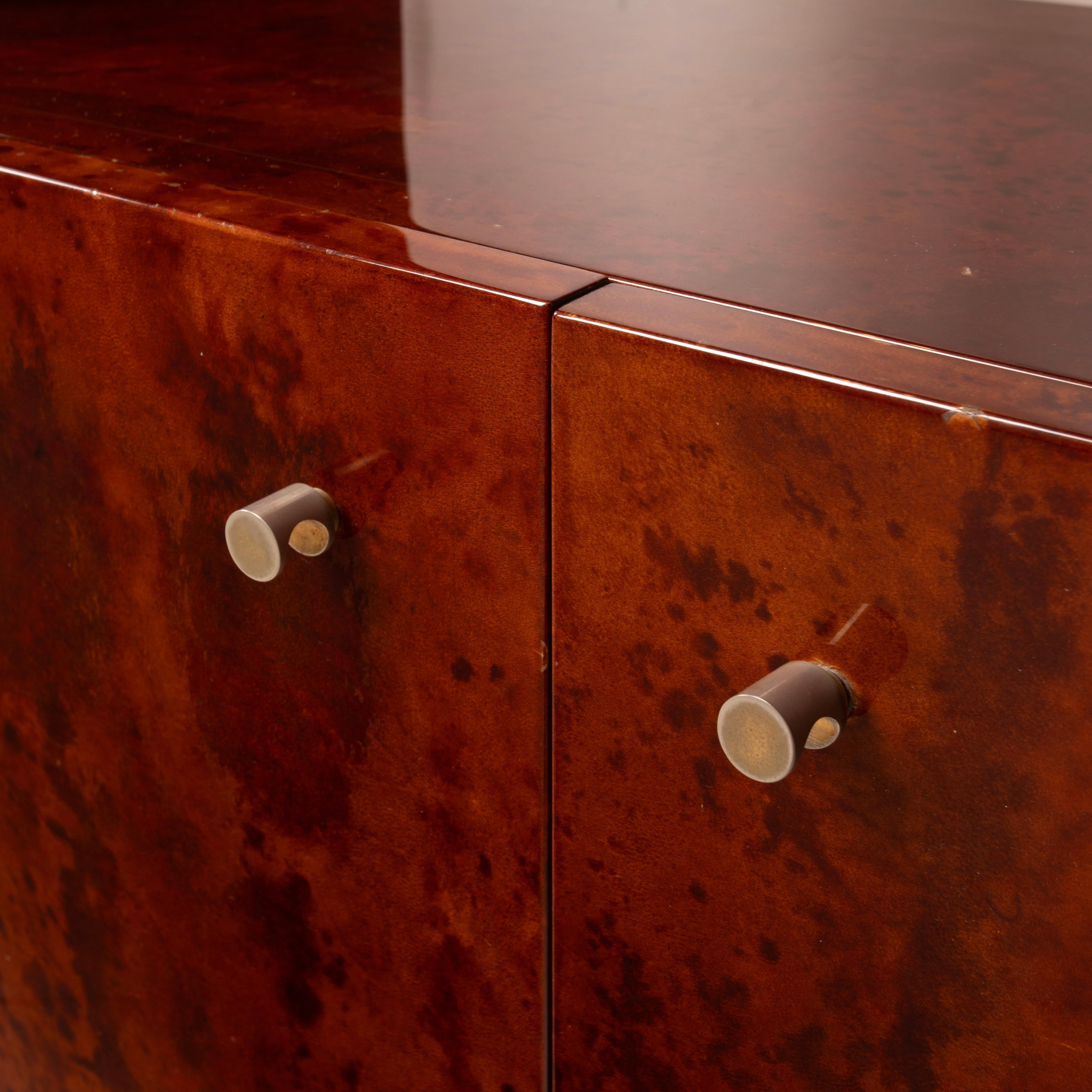 Bibliothèque en parchemin Aldo Tura pour Tura Milan, 1960 en vente 5