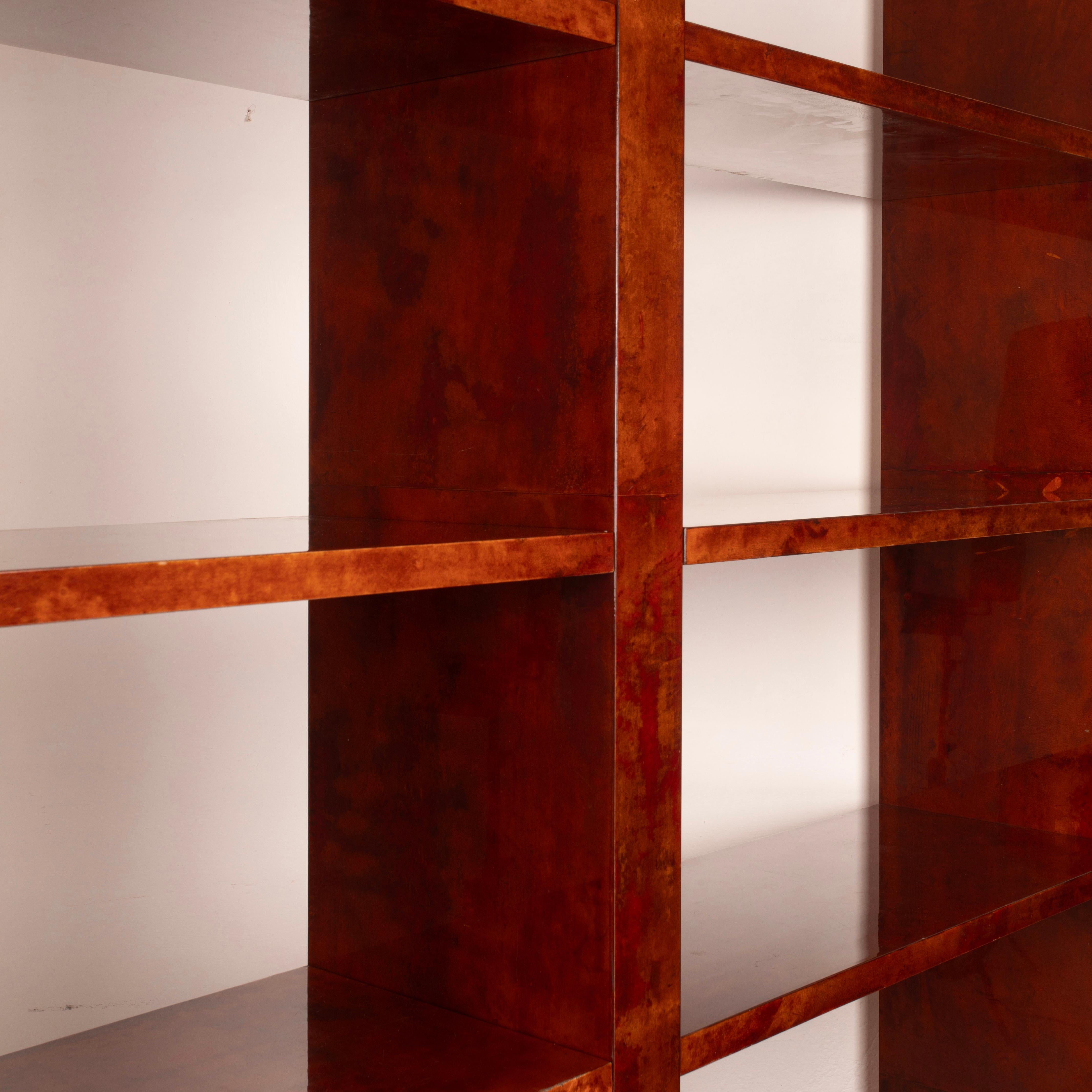 Bibliothèque en parchemin Aldo Tura pour Tura Milan, 1960 en vente 8