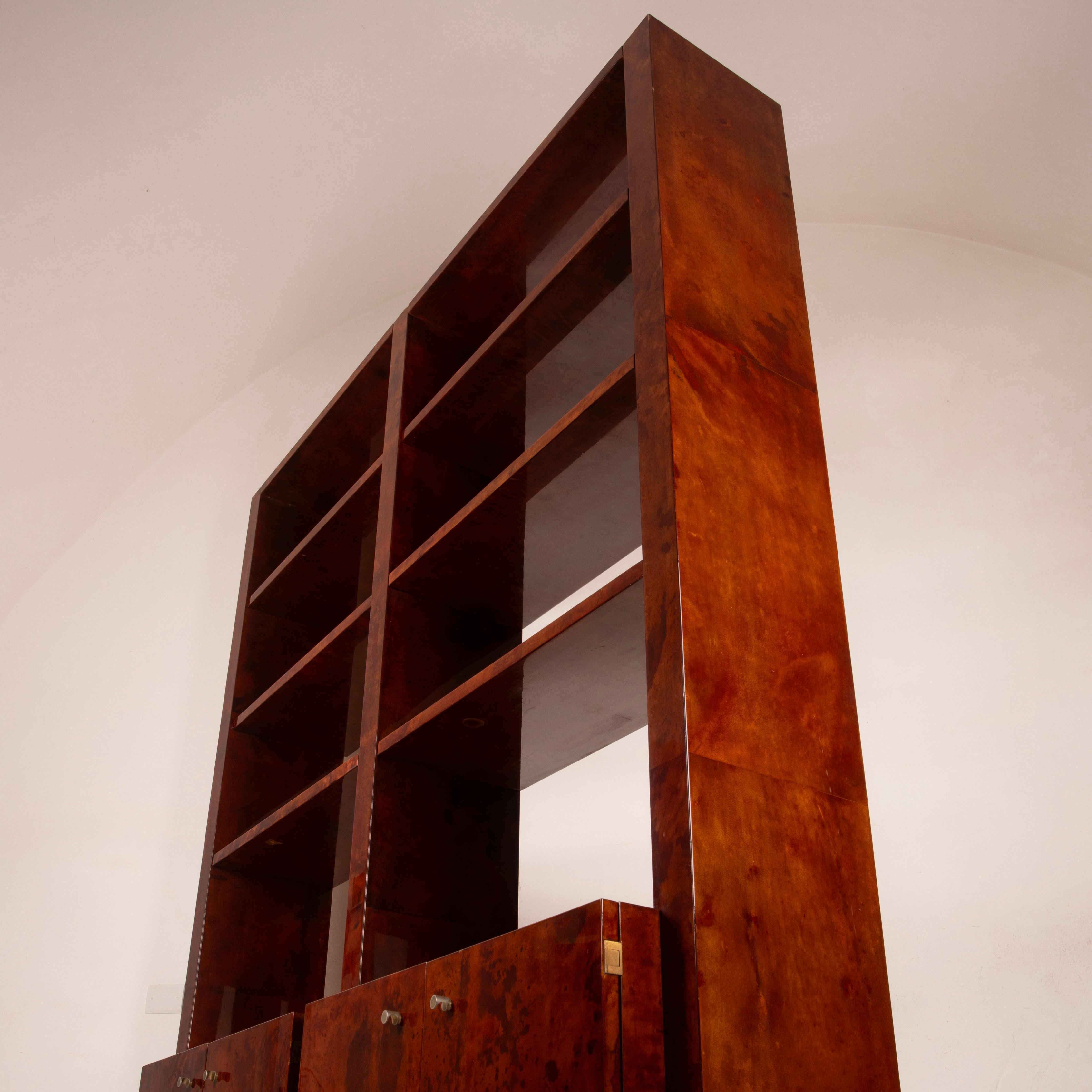 Papier parchemin Bibliothèque en parchemin Aldo Tura pour Tura Milan, 1960 en vente