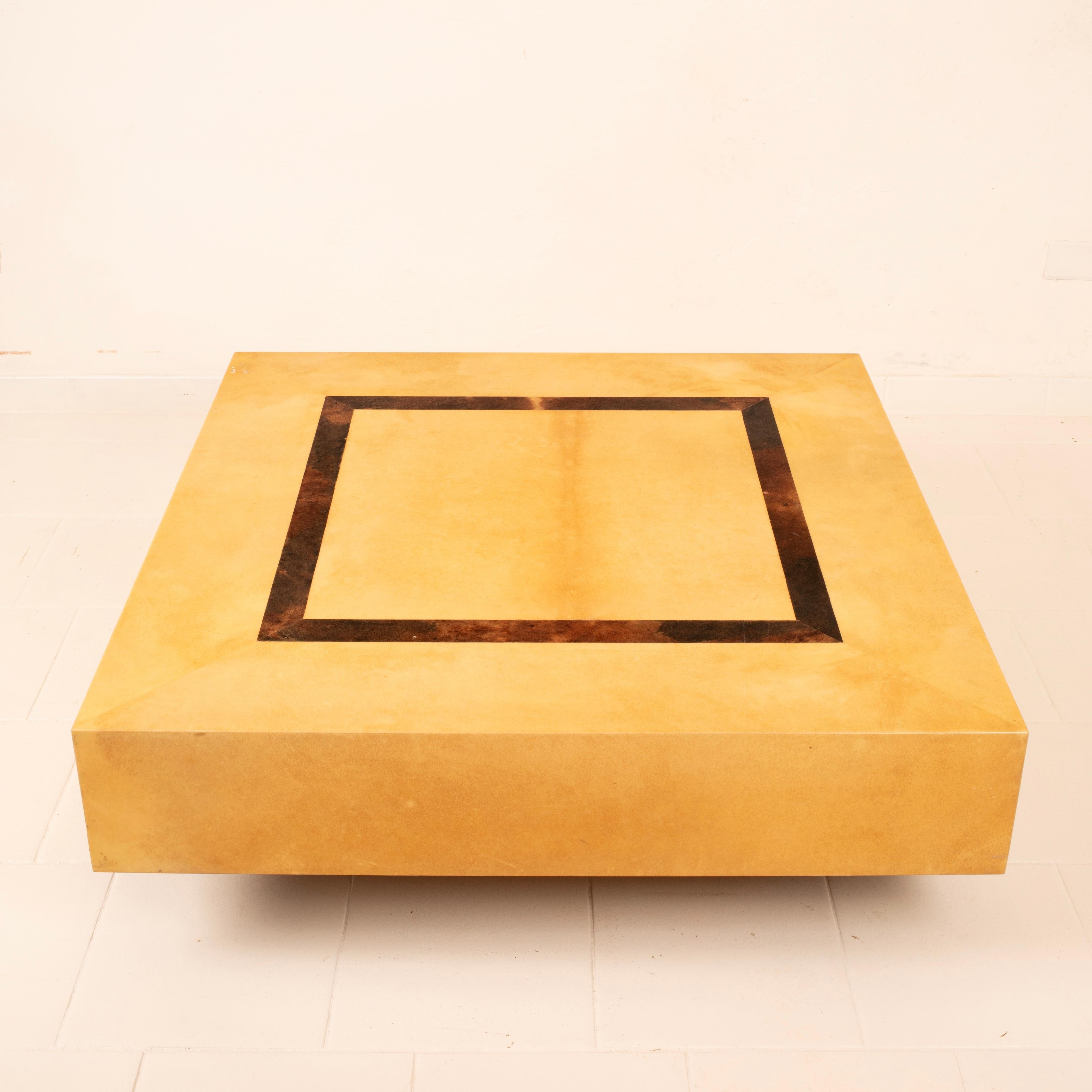Aldo Tura Parchment Coffee Table for TURA Milano, 1960s in vendita 5