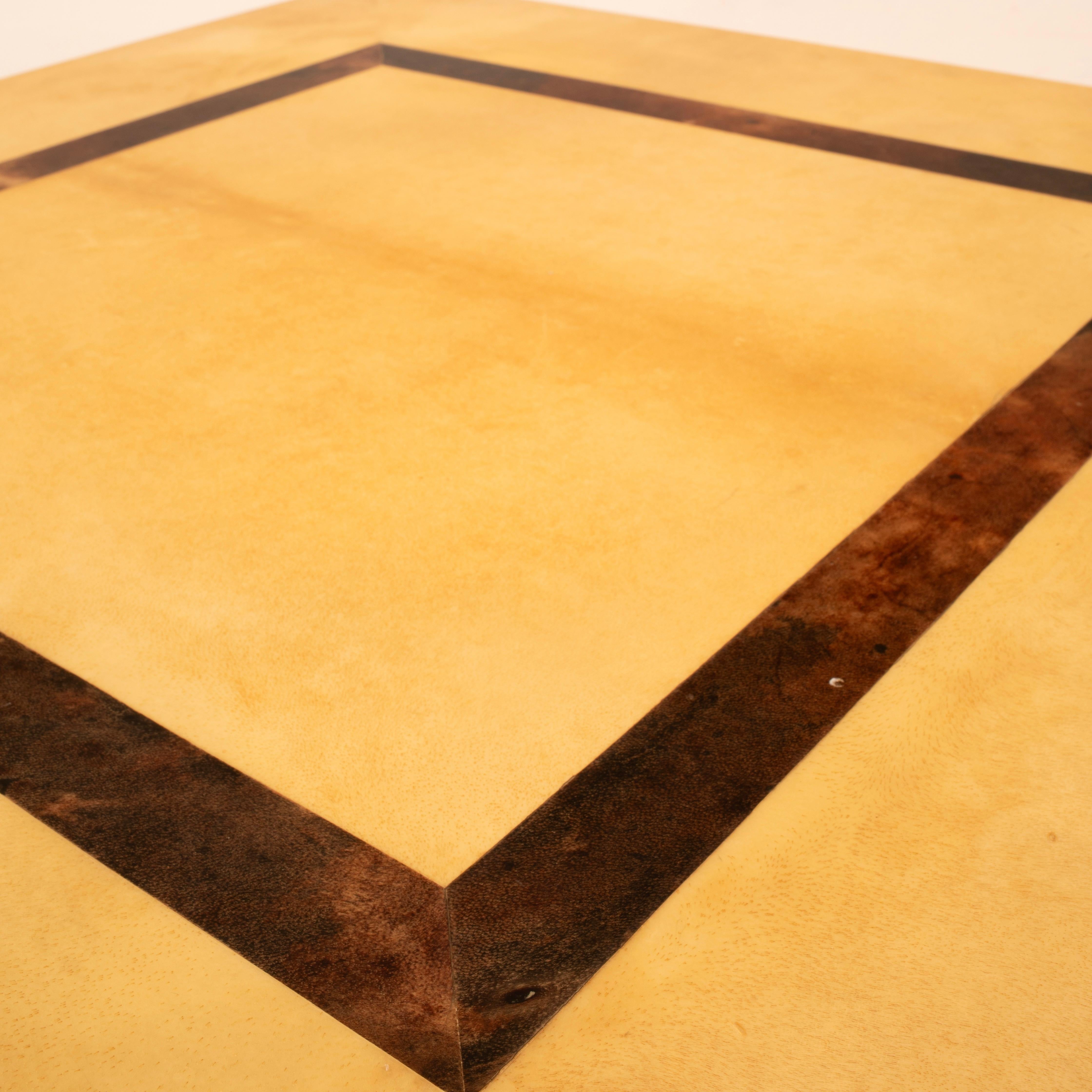 Aldo Tura Parchment Coffee Table for TURA Milano, 1960s in vendita 7