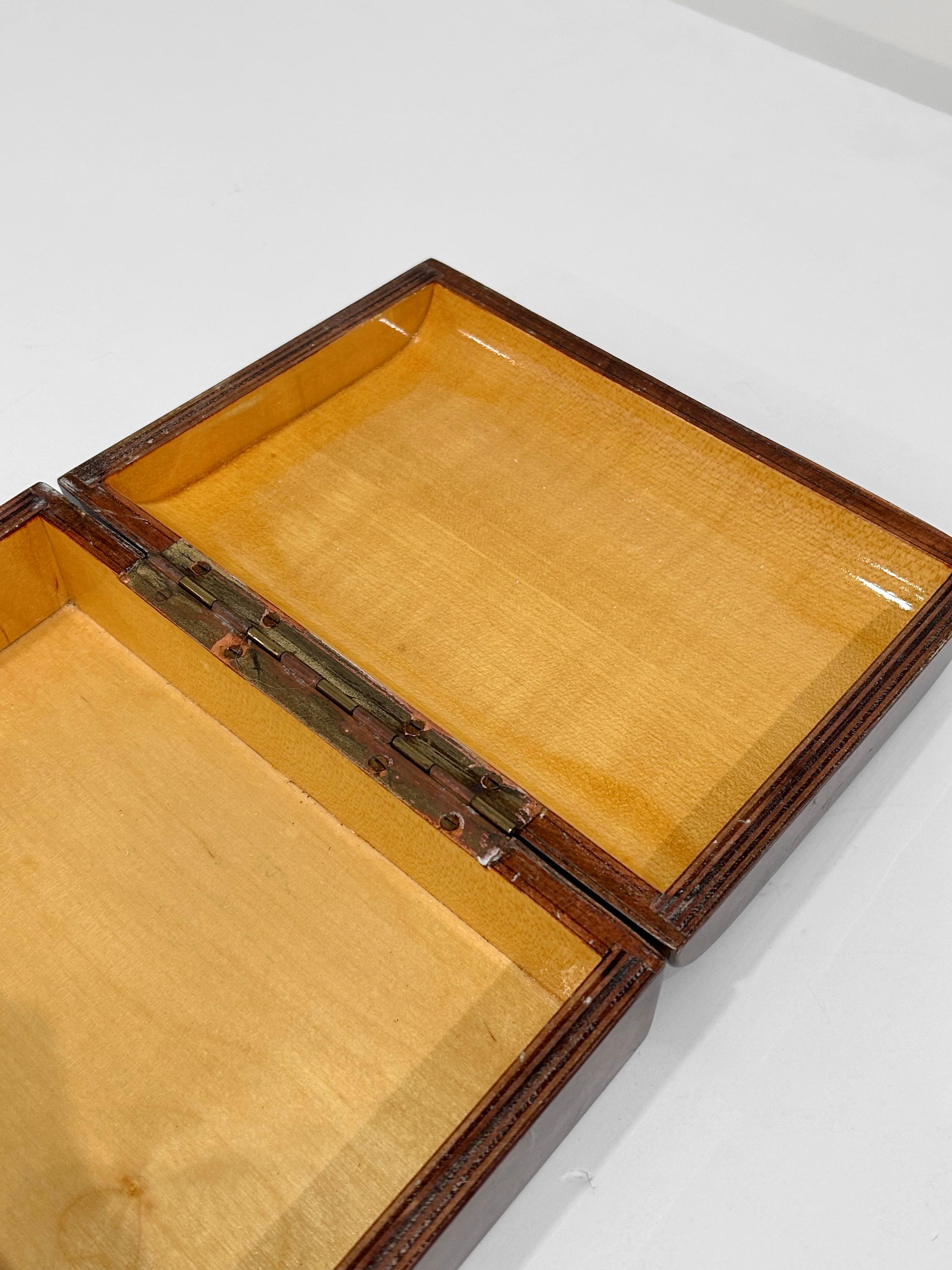 20th Century Aldo Tura Parchment Jewelry Box For Sale