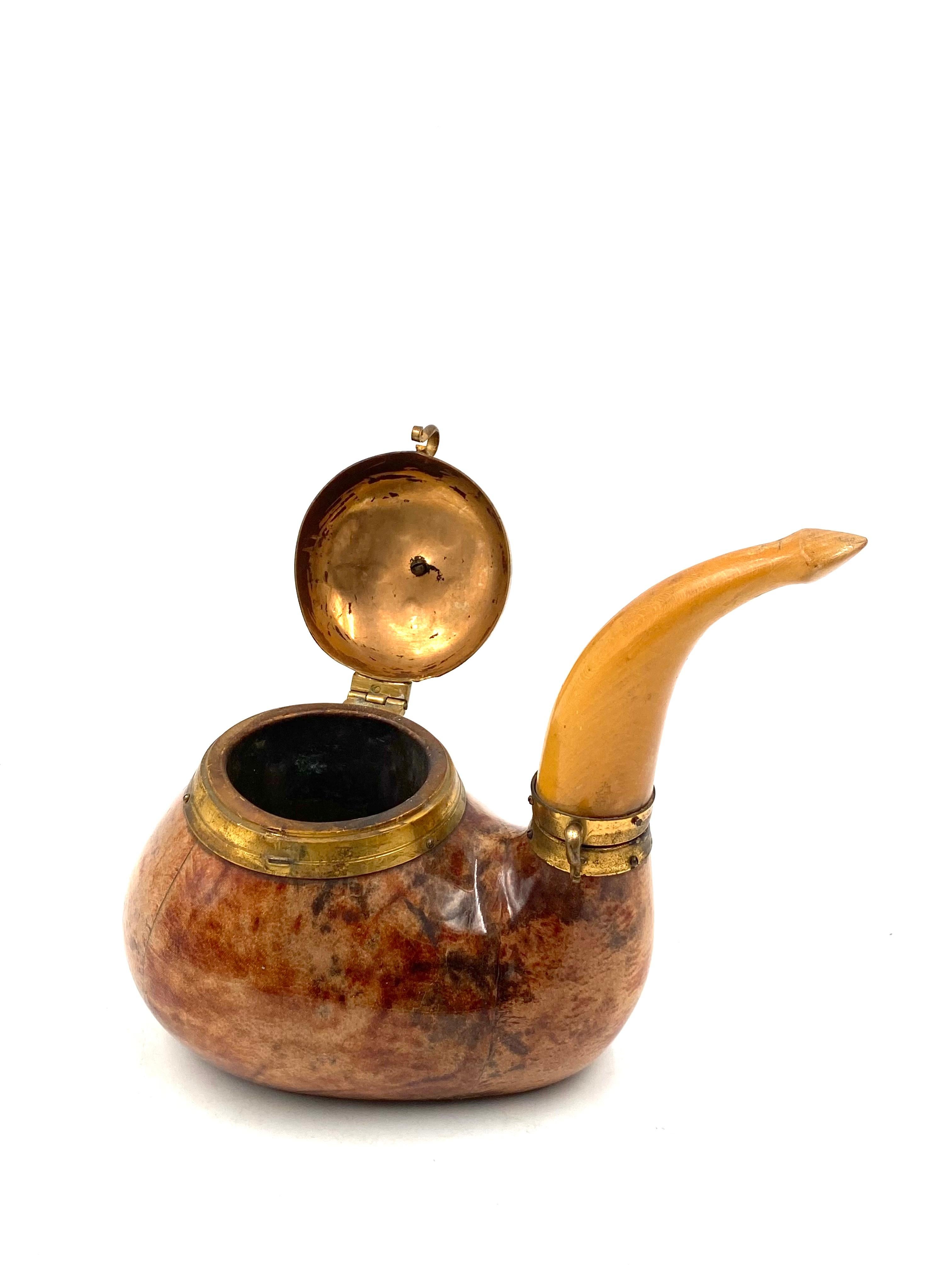 Aldo Tura, Boîte à tabac en parchemin en forme de pipe, Macabo Italie années 1950 en vente 10
