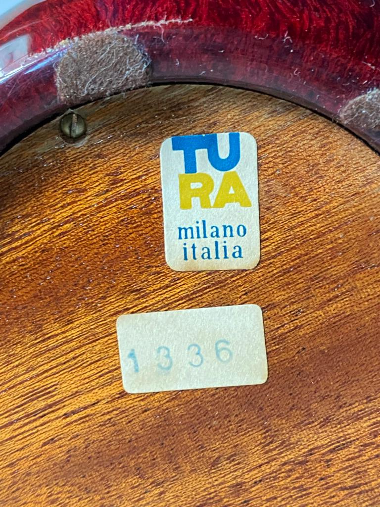 Pichet ou carafe Aldo Tura -- Peau de chèvre rouge et laiton -- Italie du milieu du siècle dernier en vente 9