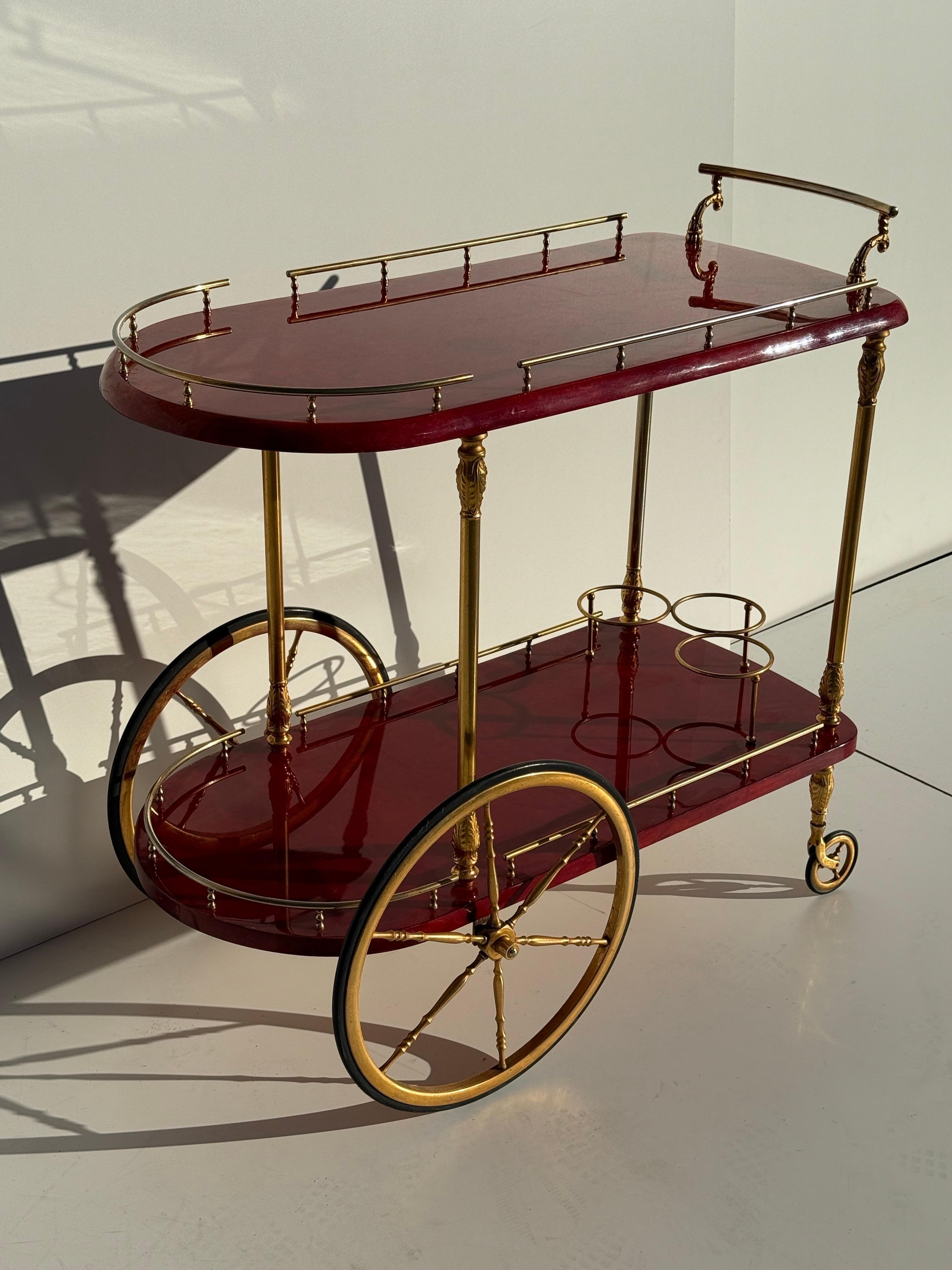 Aldo Tura Red Parchment Bar Cart In Good Condition For Sale In North Hollywood, CA