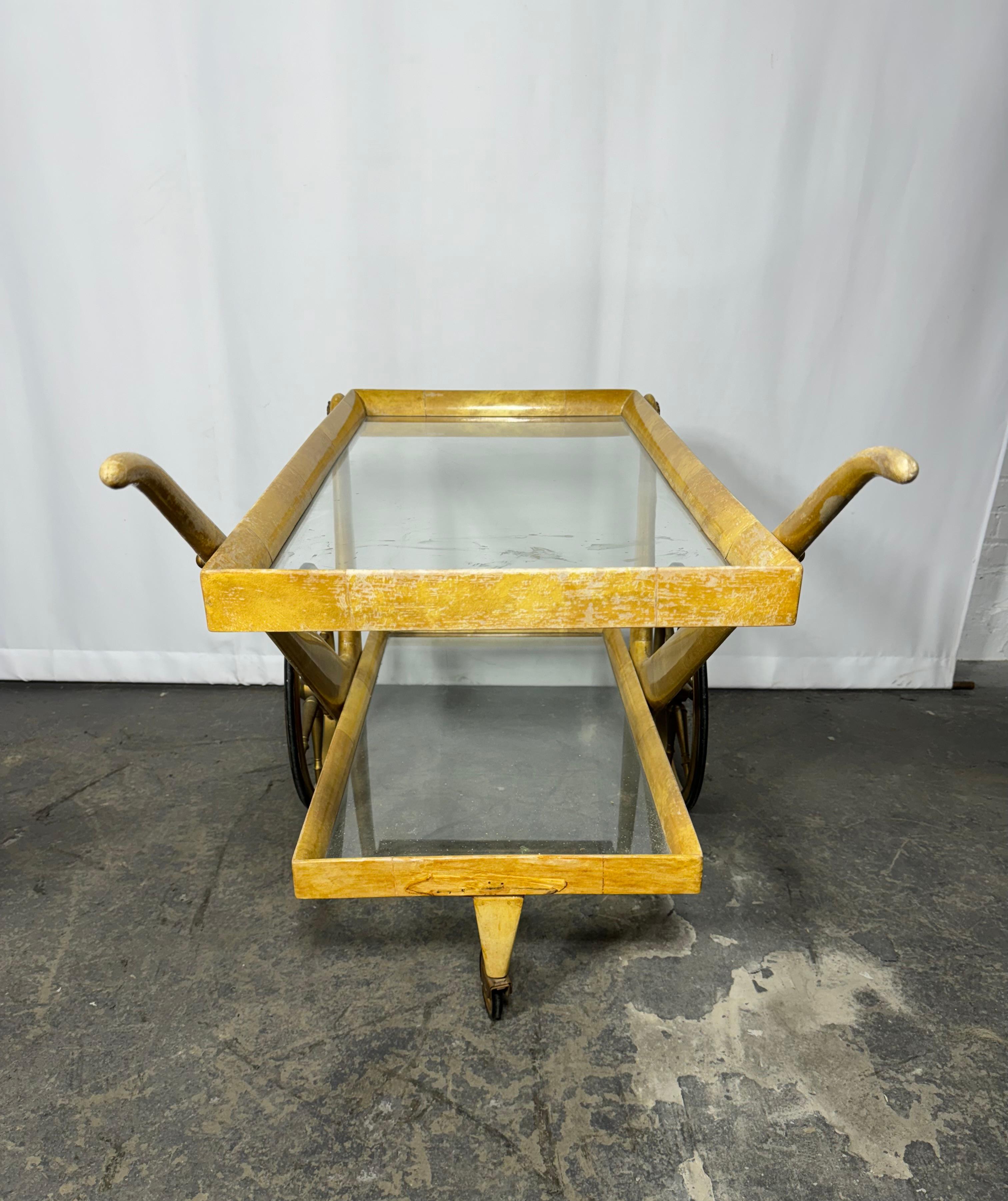Aldo Tura Trolley en peau de chèvre circa 1950 en vente 4