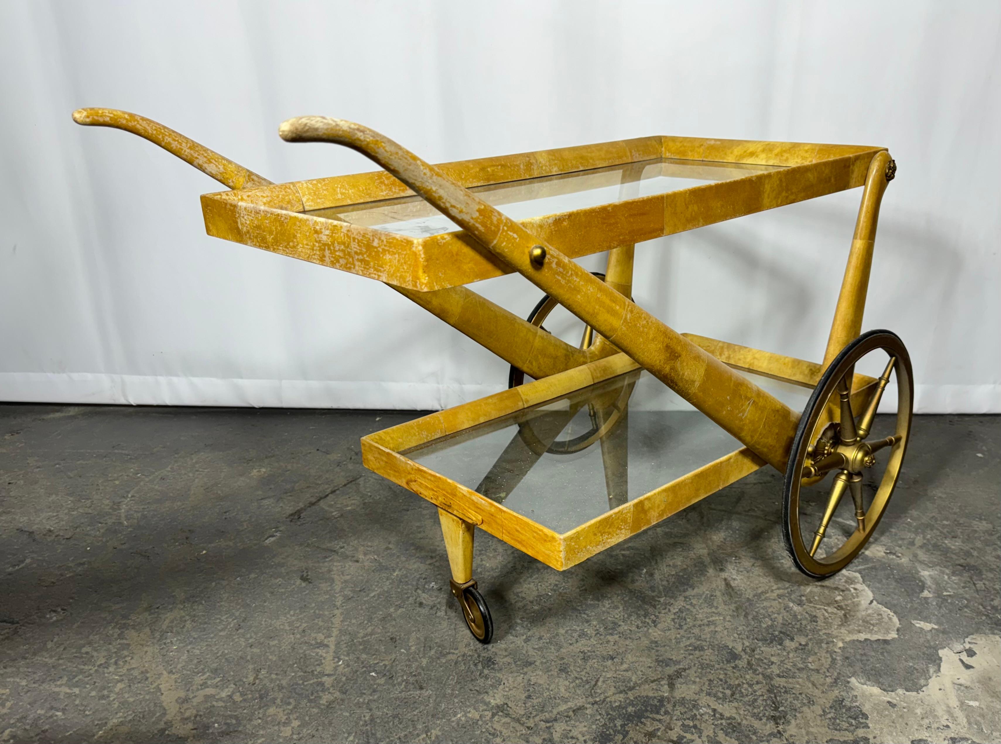 Aldo Tura Trolley en peau de chèvre circa 1950 en vente 2