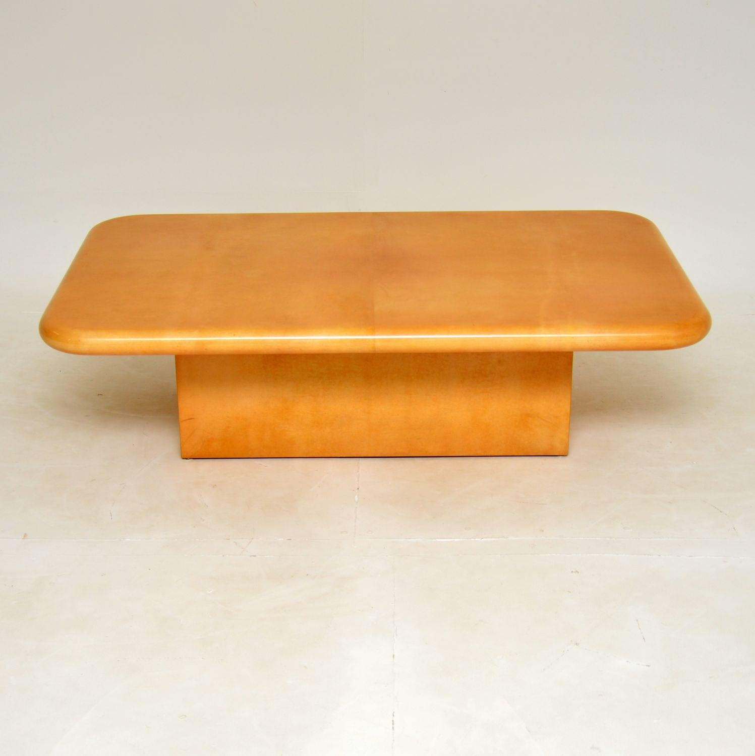 A superb original Aldo Tura large coffee table in lacquered goatskin parchment. This was made in Italy, it dates from the 1970’s.

It is a great size, very large and impressive. The quality as with all Aldo Tura designs is excellent, this has