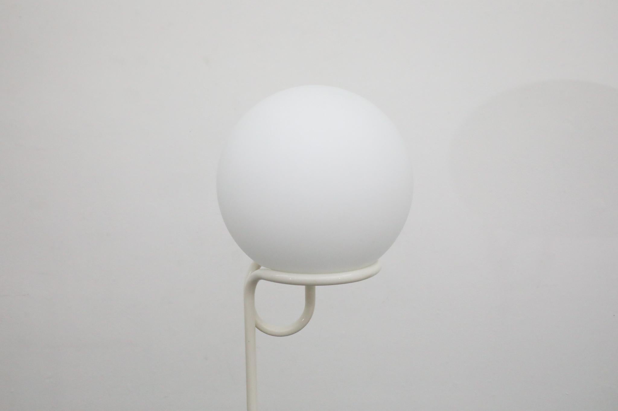 Aldo van den Nieuwelaar Lampadaire 'Globe' pour DEN, hollandais 1967 en vente 3