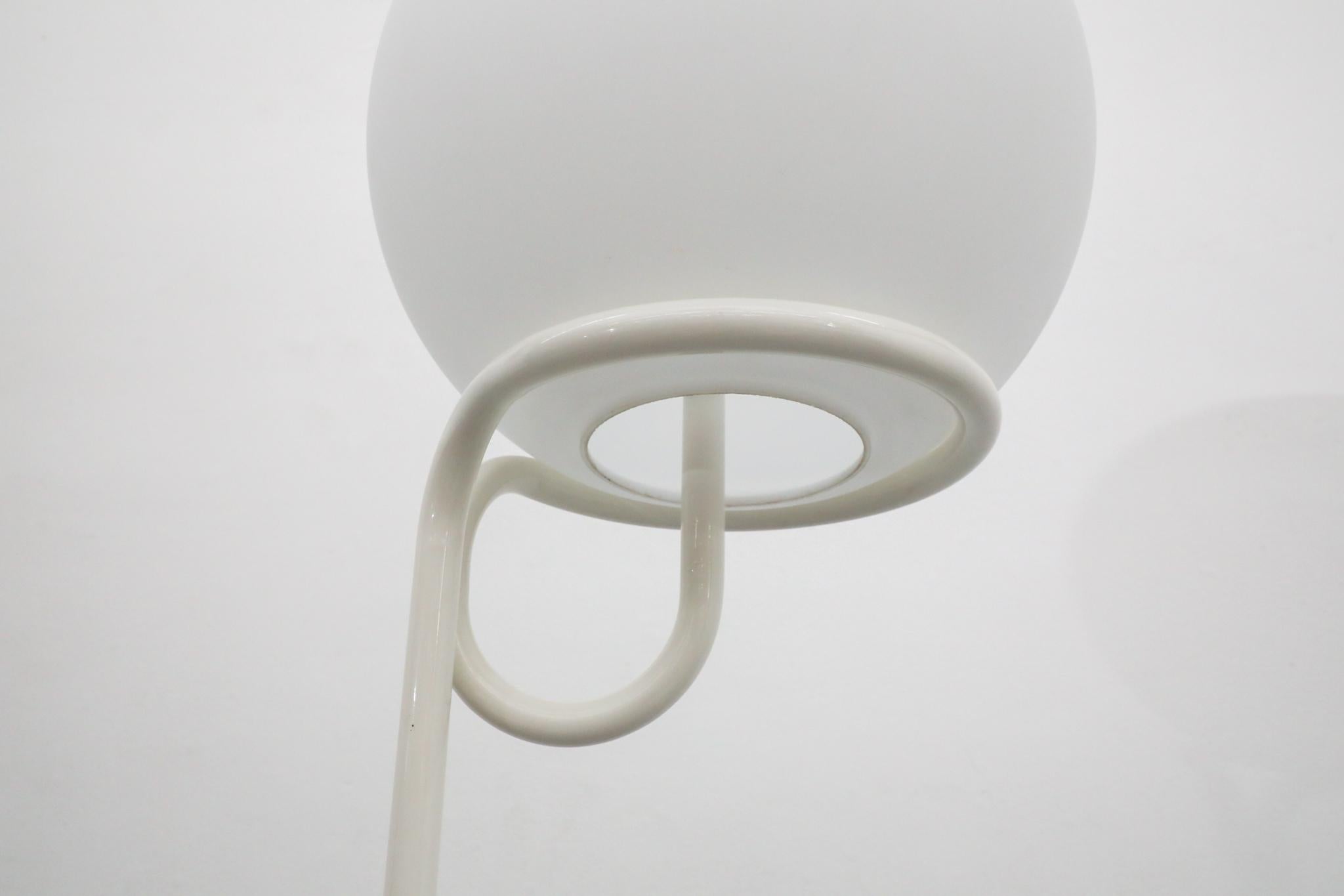 Aldo van den Nieuwelaar Lampadaire 'Globe' pour DEN, hollandais 1967 en vente 4