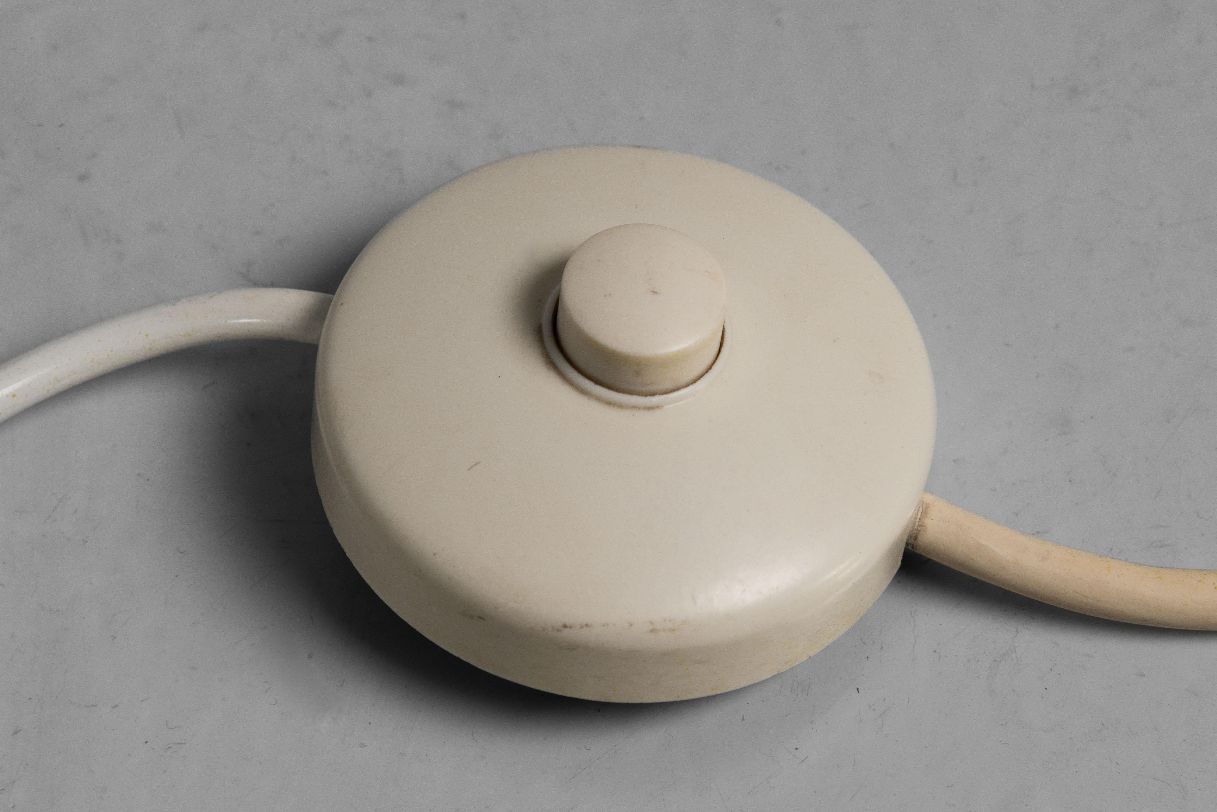Aldo vd Nieuwelaar Globus-Stehleuchte Domani 1967 im Angebot 4