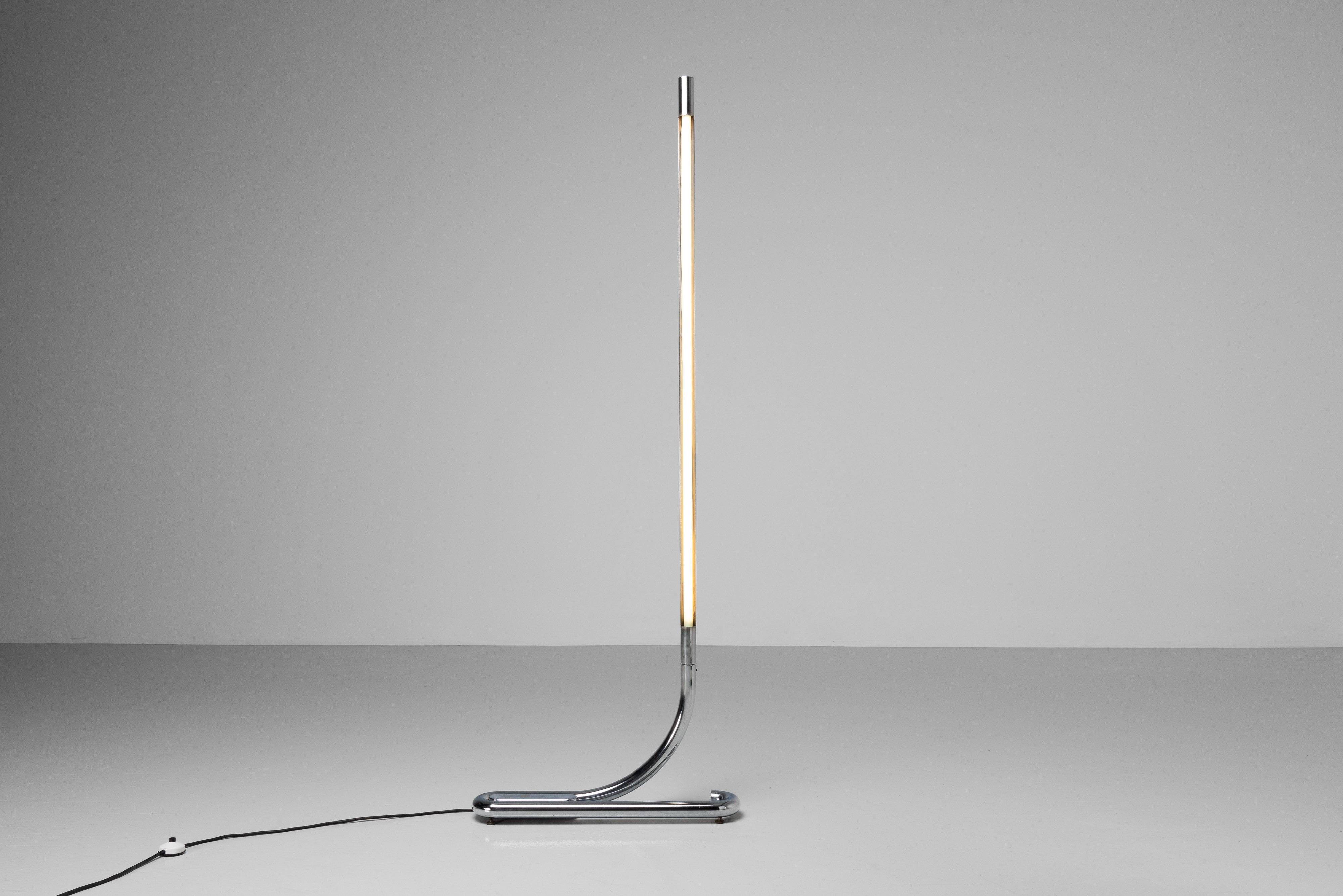 Aldo vd Nieuwelaar TC2 floor lamp Artimeta 1972 chrome For Sale 4