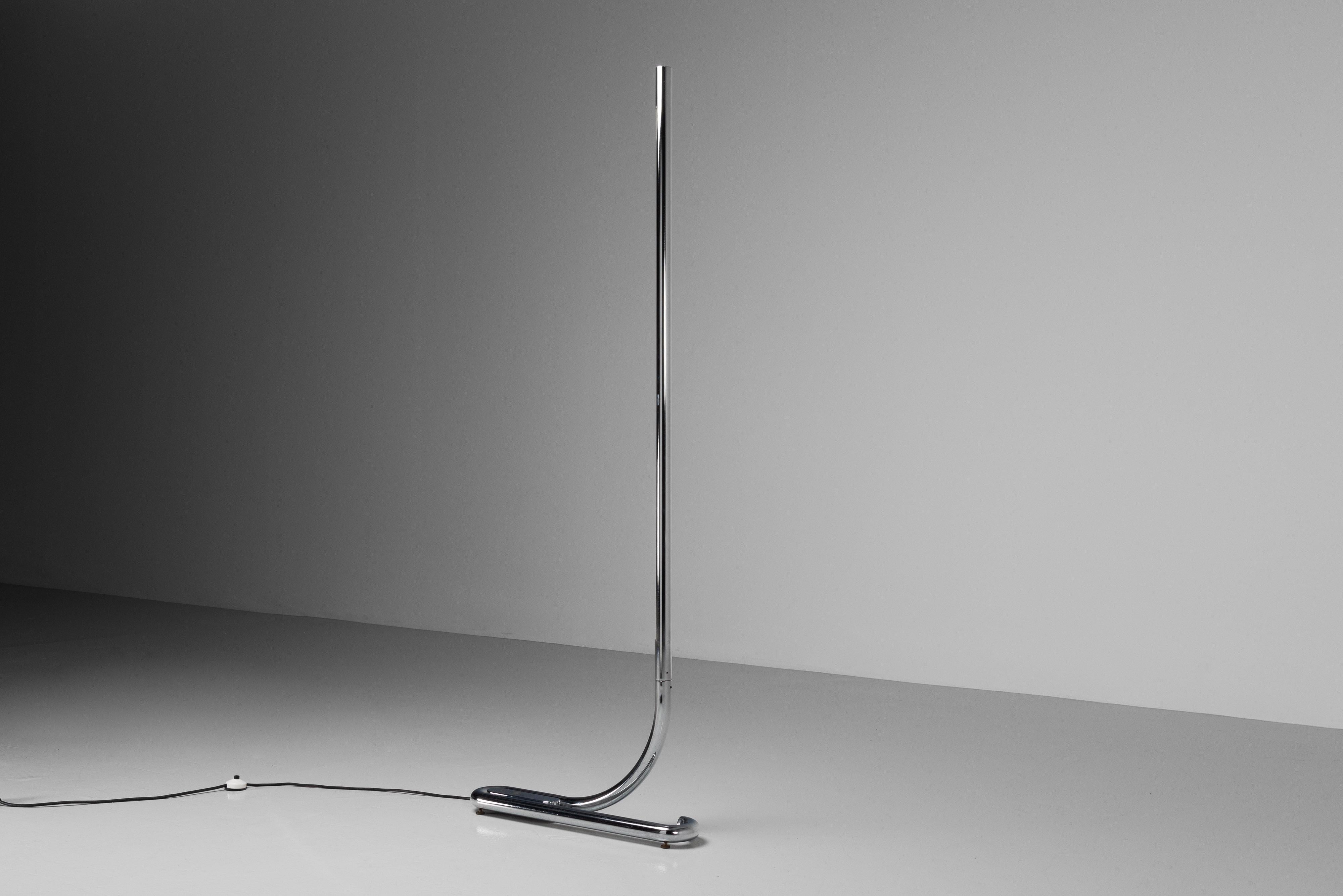 Dutch Aldo vd Nieuwelaar TC2 floor lamp Artimeta 1972 chrome For Sale
