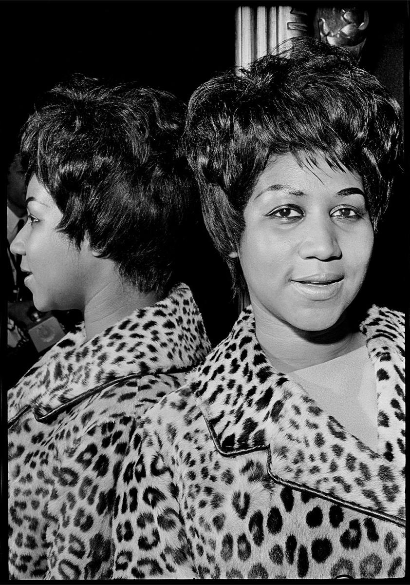 Alec Byrne Black and White Photograph – Aretha Franklin, Porträt von 1968