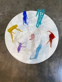 "Ser ahí" - figurative sculpture, translucid resin, yellow, surrealist form