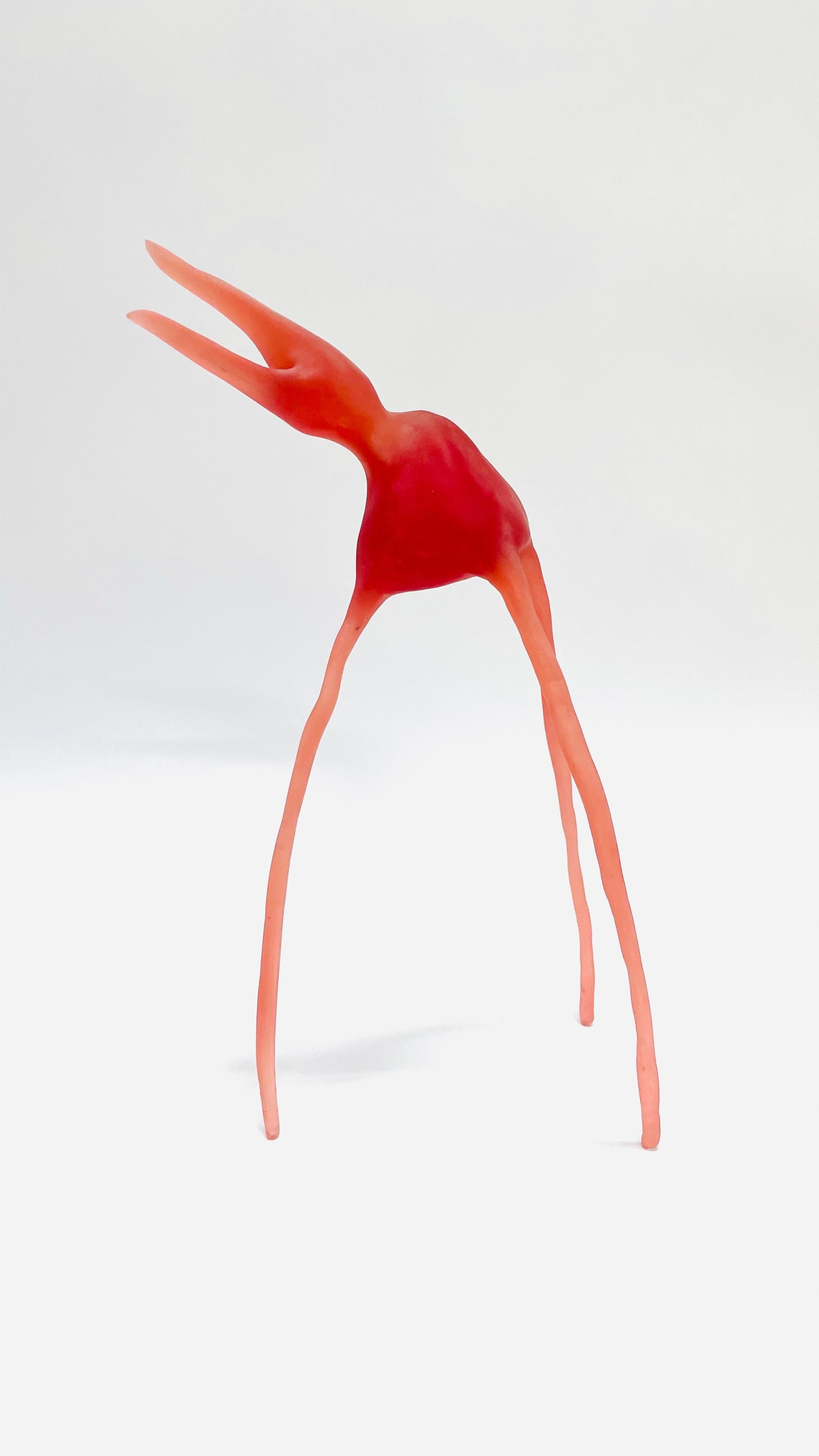 Alejandra España  Figurative Sculpture - "Ave del paraíso" figurative animal sculpture, translucid resin, red