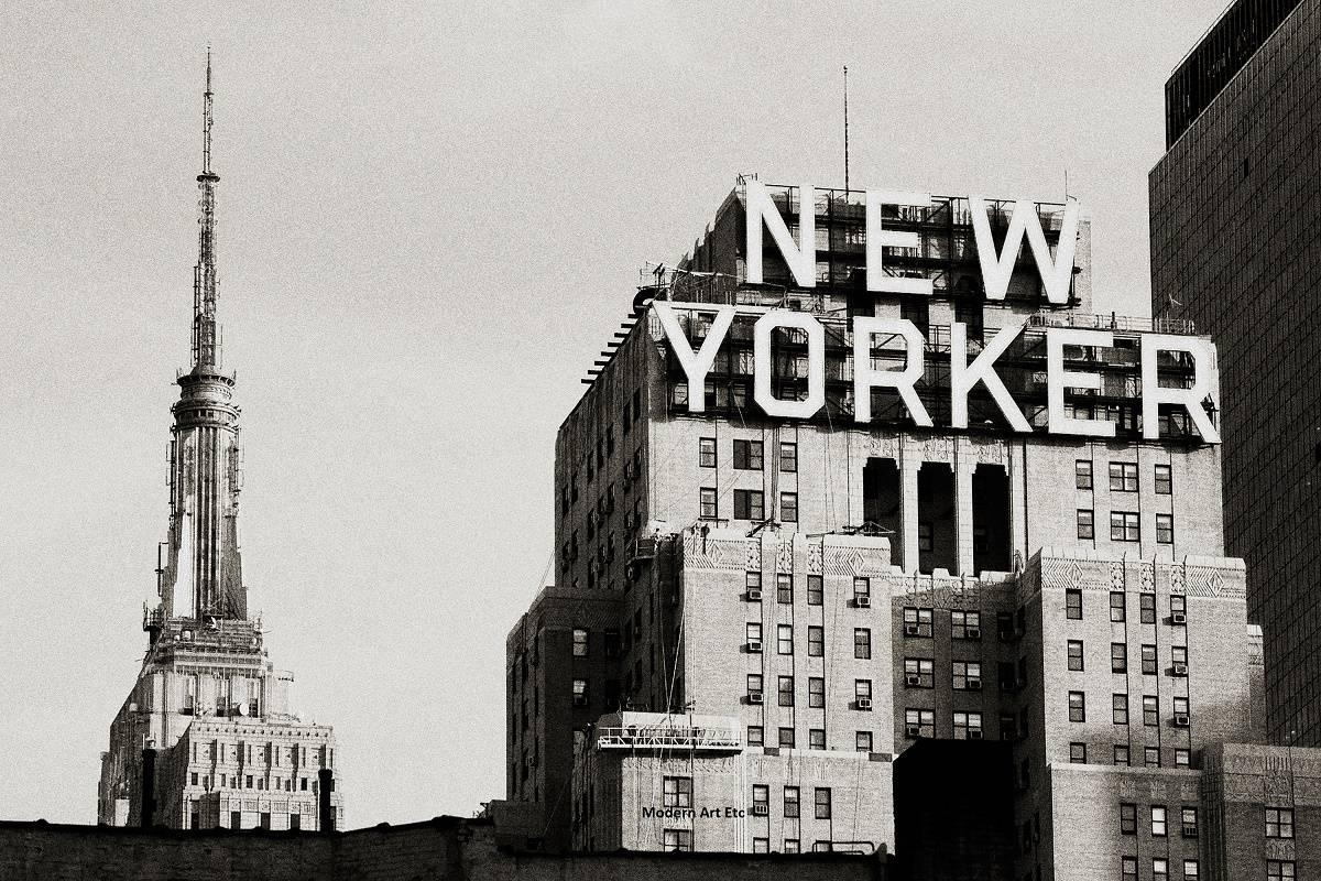 Alejandro Cerutti Black and White Photograph - New Yorker 20 x 30 in. print with deckled edges, unframed