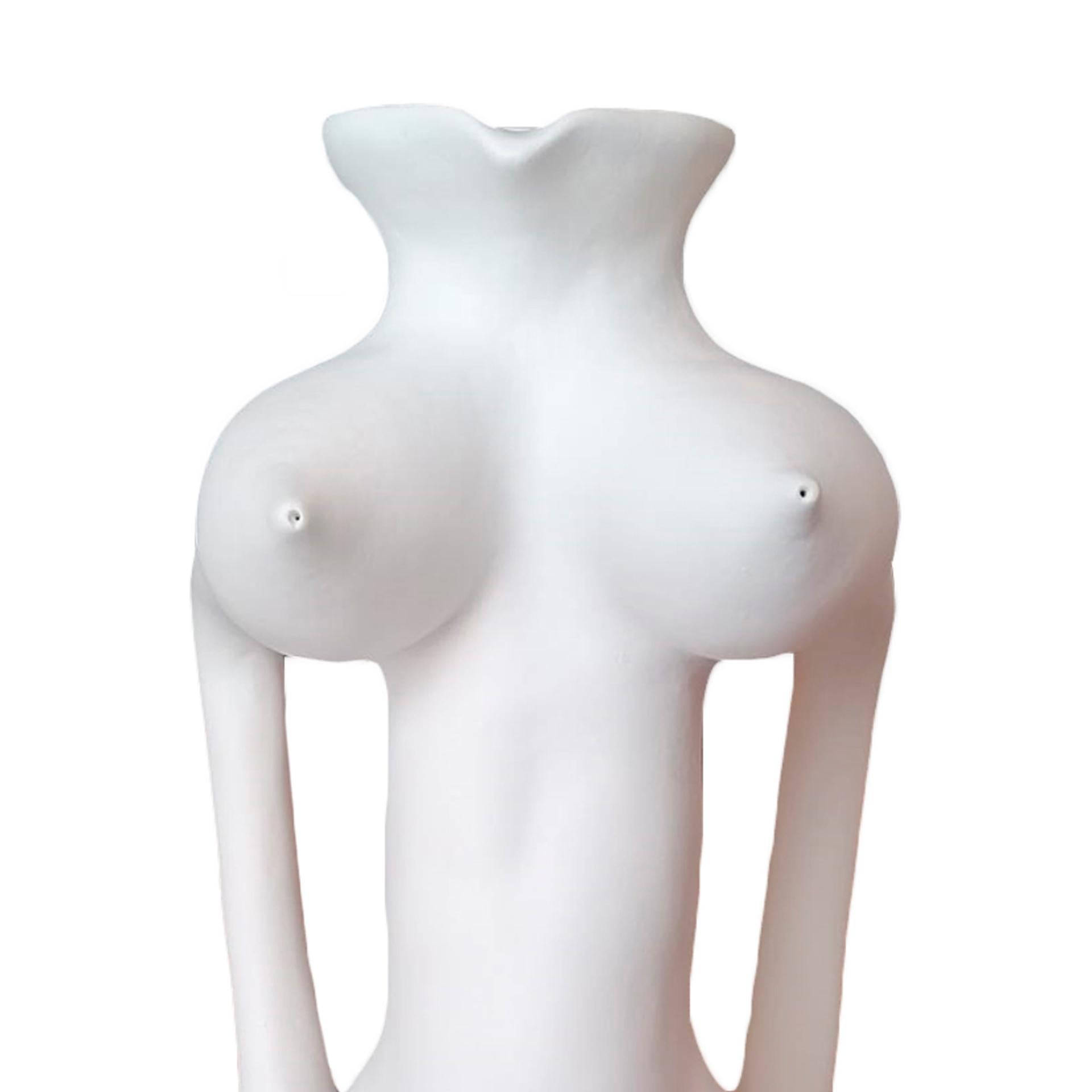 Europeo Scultura in anfora 