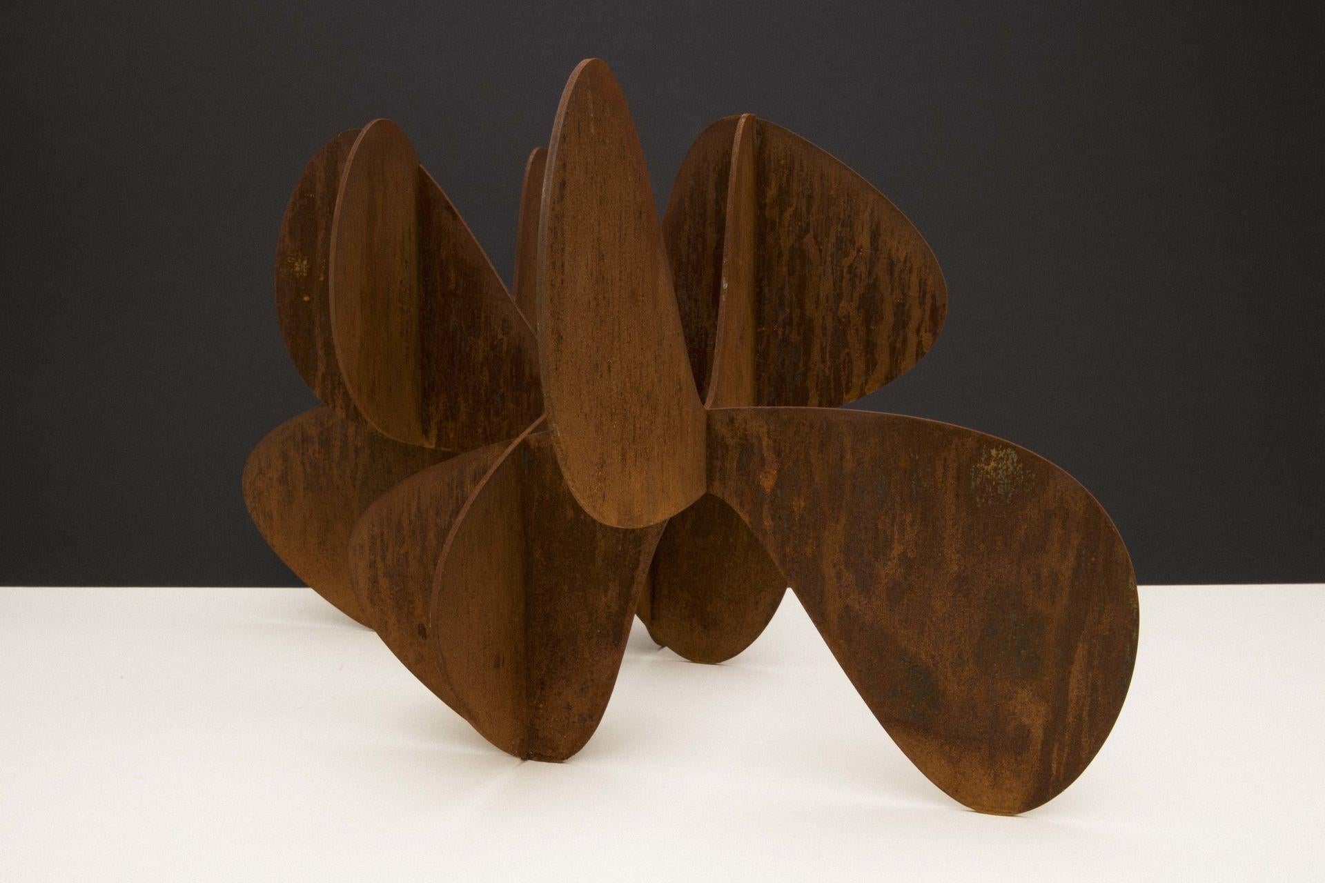 Barricada #1 ac S by Alejandro Vega Beuvrin - Weathering steel sculpture, brown For Sale 2