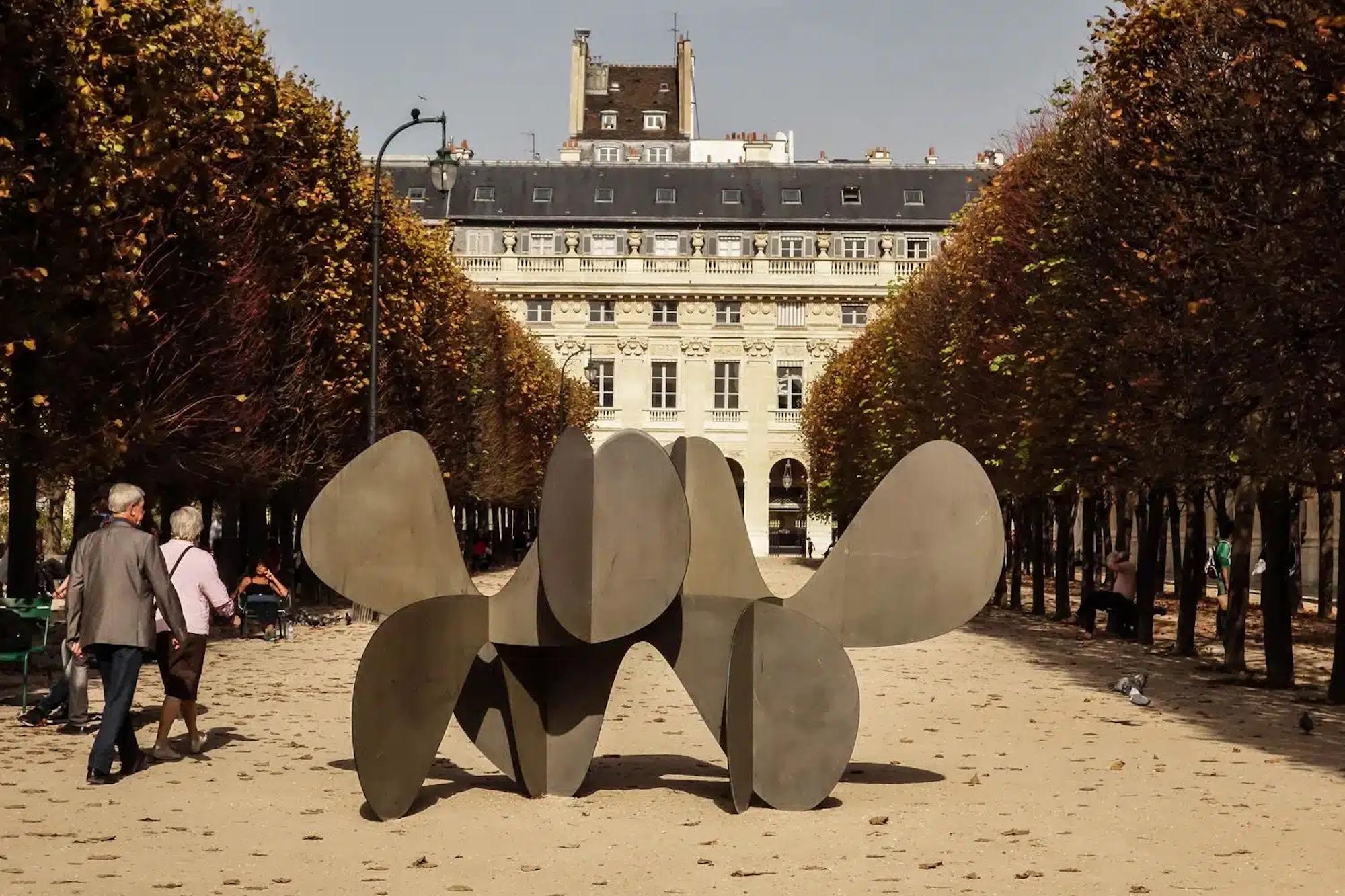 Barricada #1 h L by Alejandro Vega Beuvrin - Large abstract sculpture, spatial For Sale 7