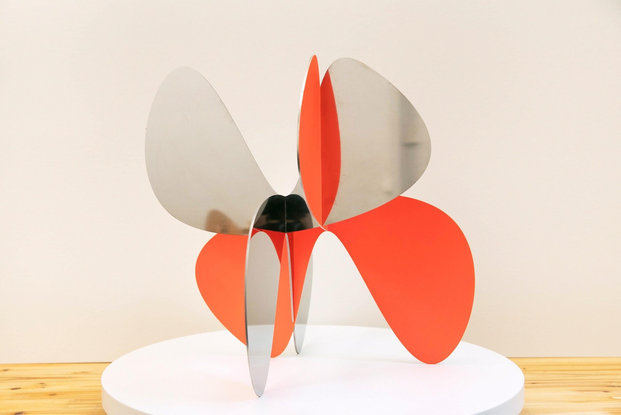 Barricada #11 aip c1 S45 by Alejandro Vega Beuvrin - Abstract sculpture, silver For Sale 1