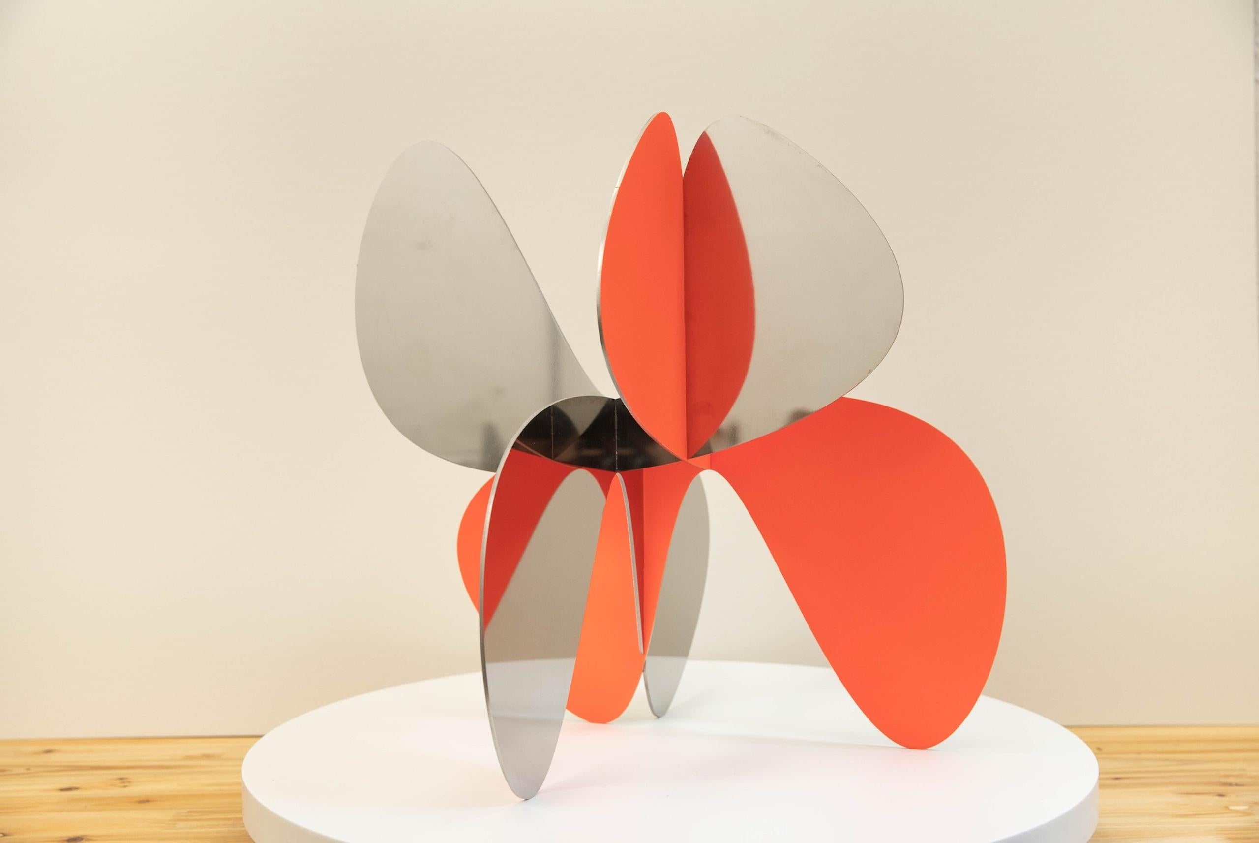 Barricada #11 aip c1 S45 by Alejandro Vega Beuvrin - Abstract sculpture, silver For Sale 2