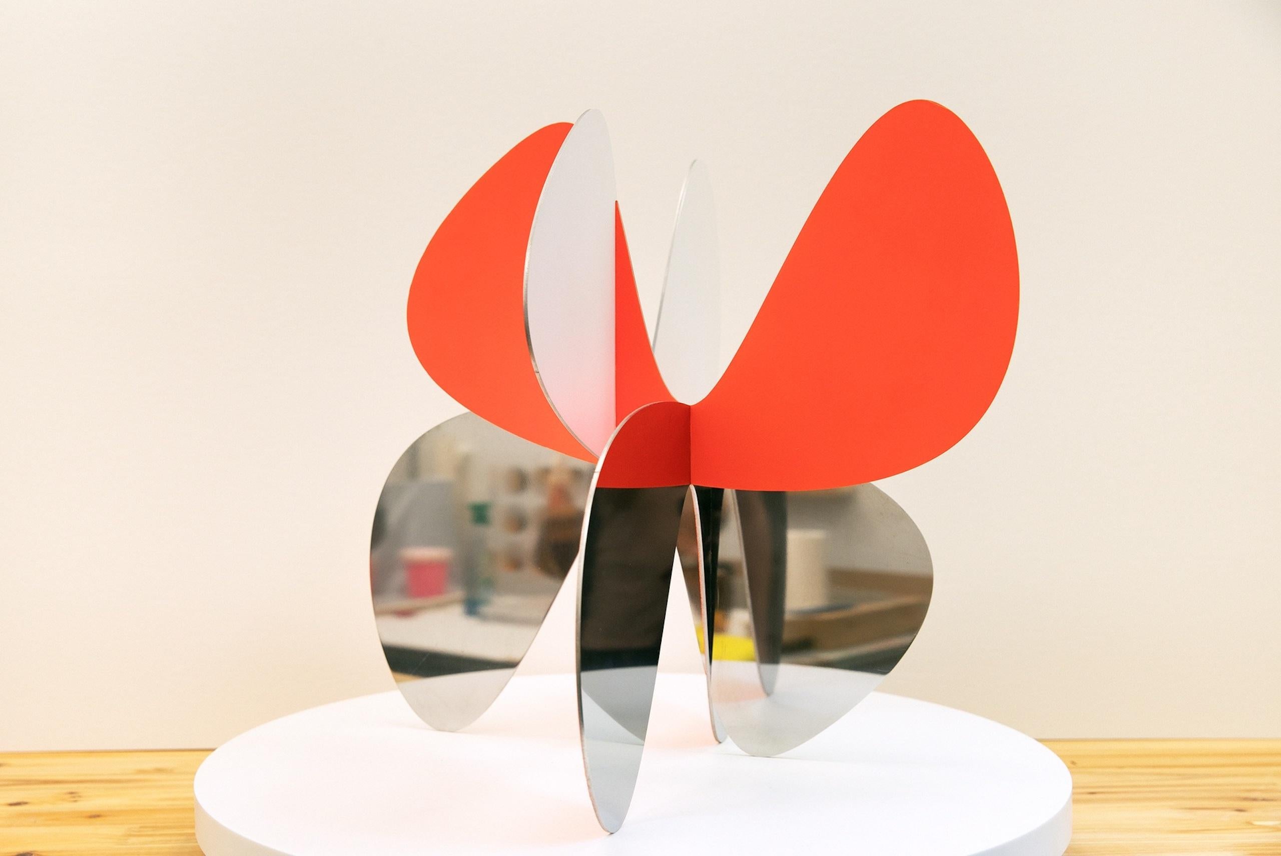 Barricada #11 aip c1 S45 by Alejandro Vega Beuvrin - Abstract sculpture, silver For Sale 6