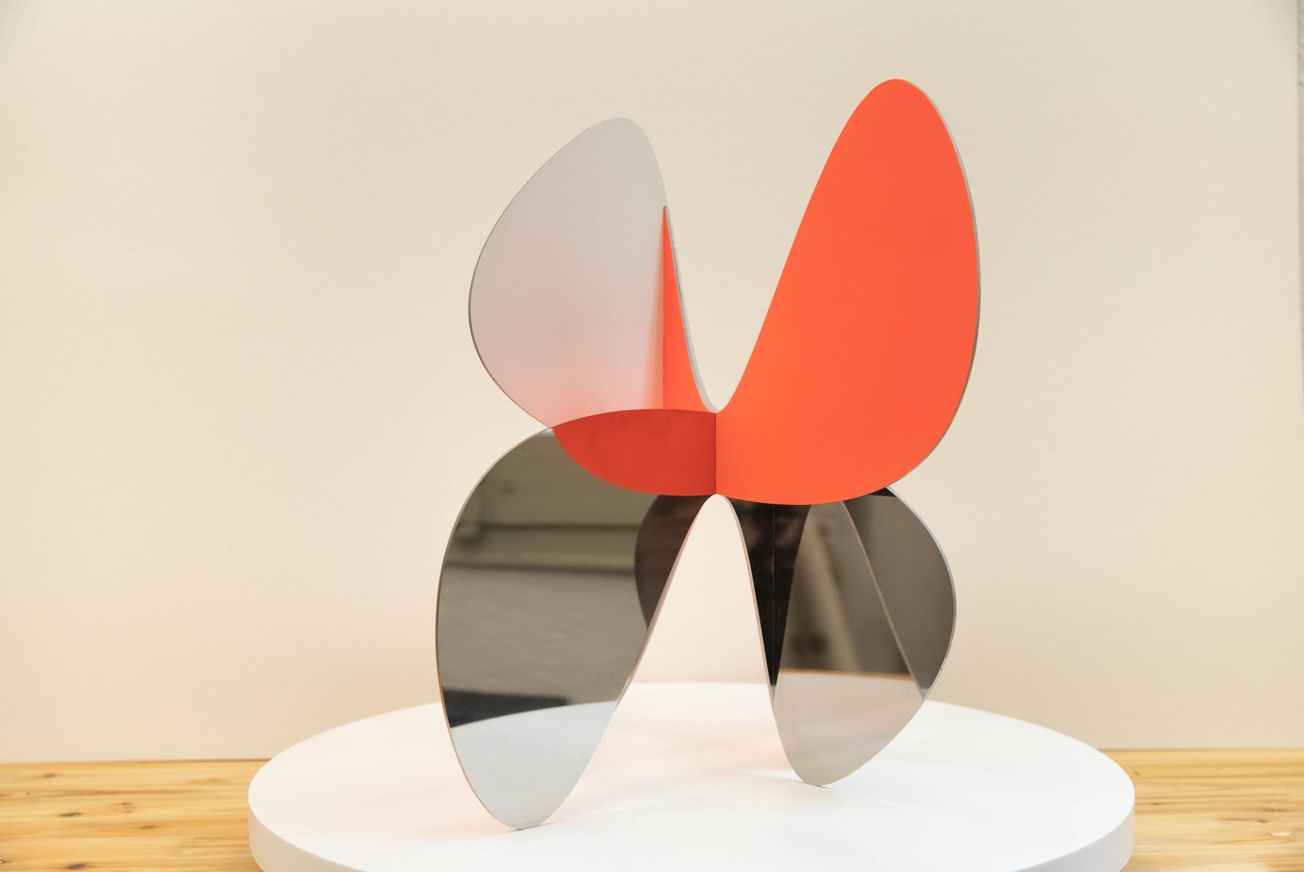 Barricada #11 aip c1 S45 by Alejandro Vega Beuvrin - Abstract sculpture, silver For Sale 7