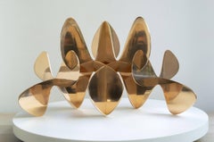 Barricada #2 bp S30 by Alejandro Vega Beuvrin - Abstract sculpture, golden