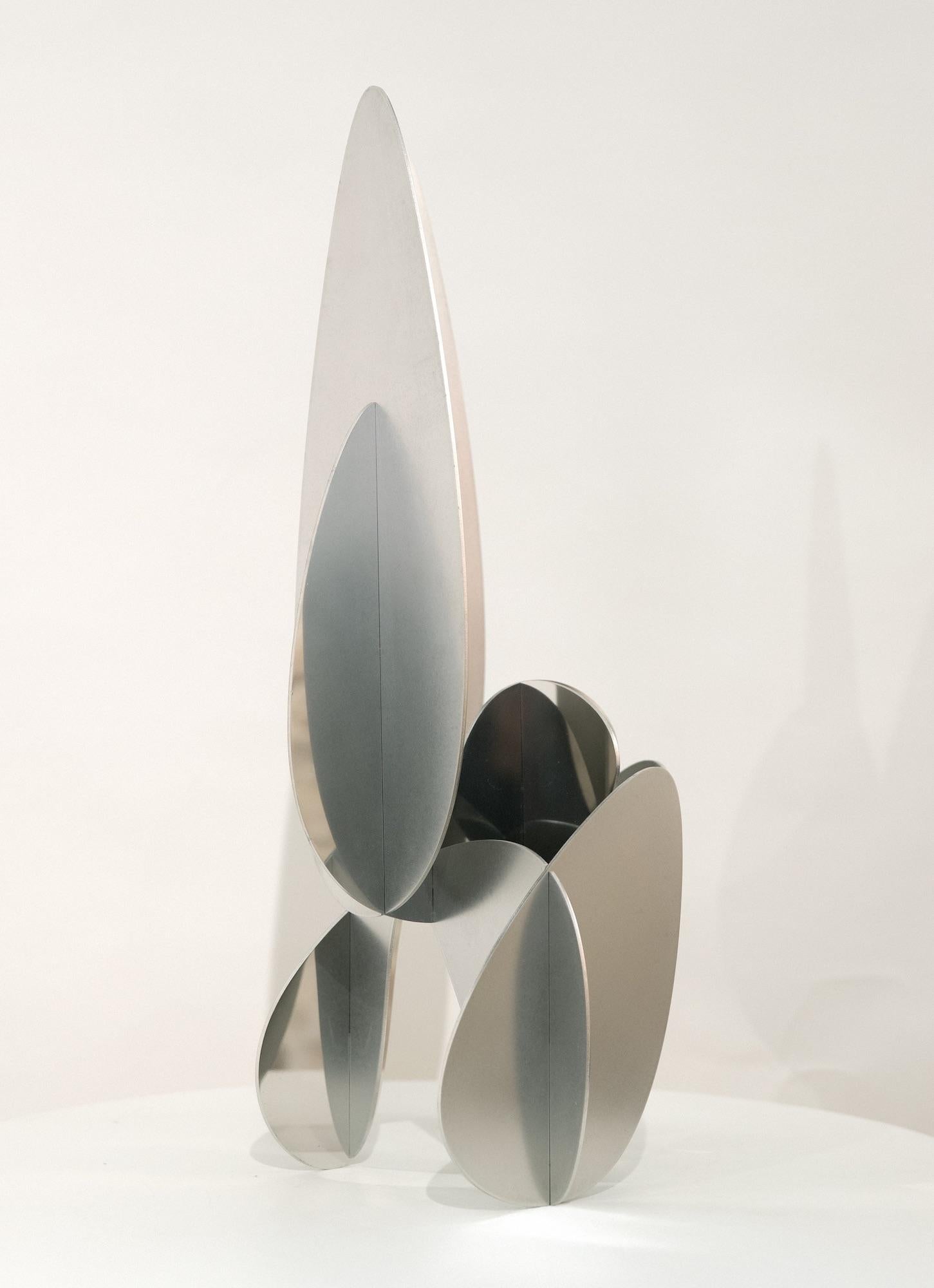 Barricada #22 aips S60 by Alejandro Vega Beuvrin - Stainless steel sculpture For Sale 3
