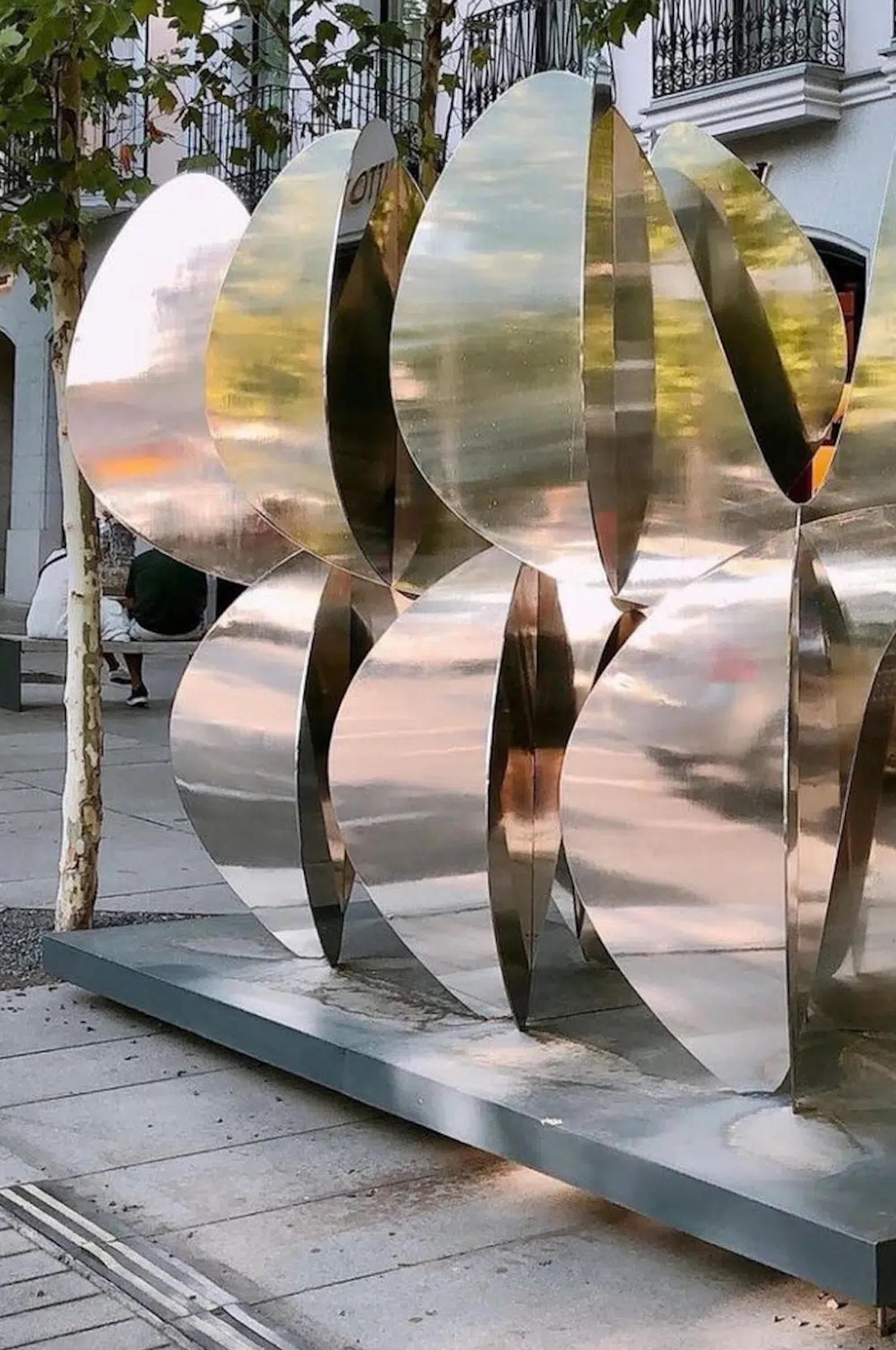 Barricada #4 aip L220 by Alejandro Vega Beuvrin - Large abstract sculpture For Sale 5