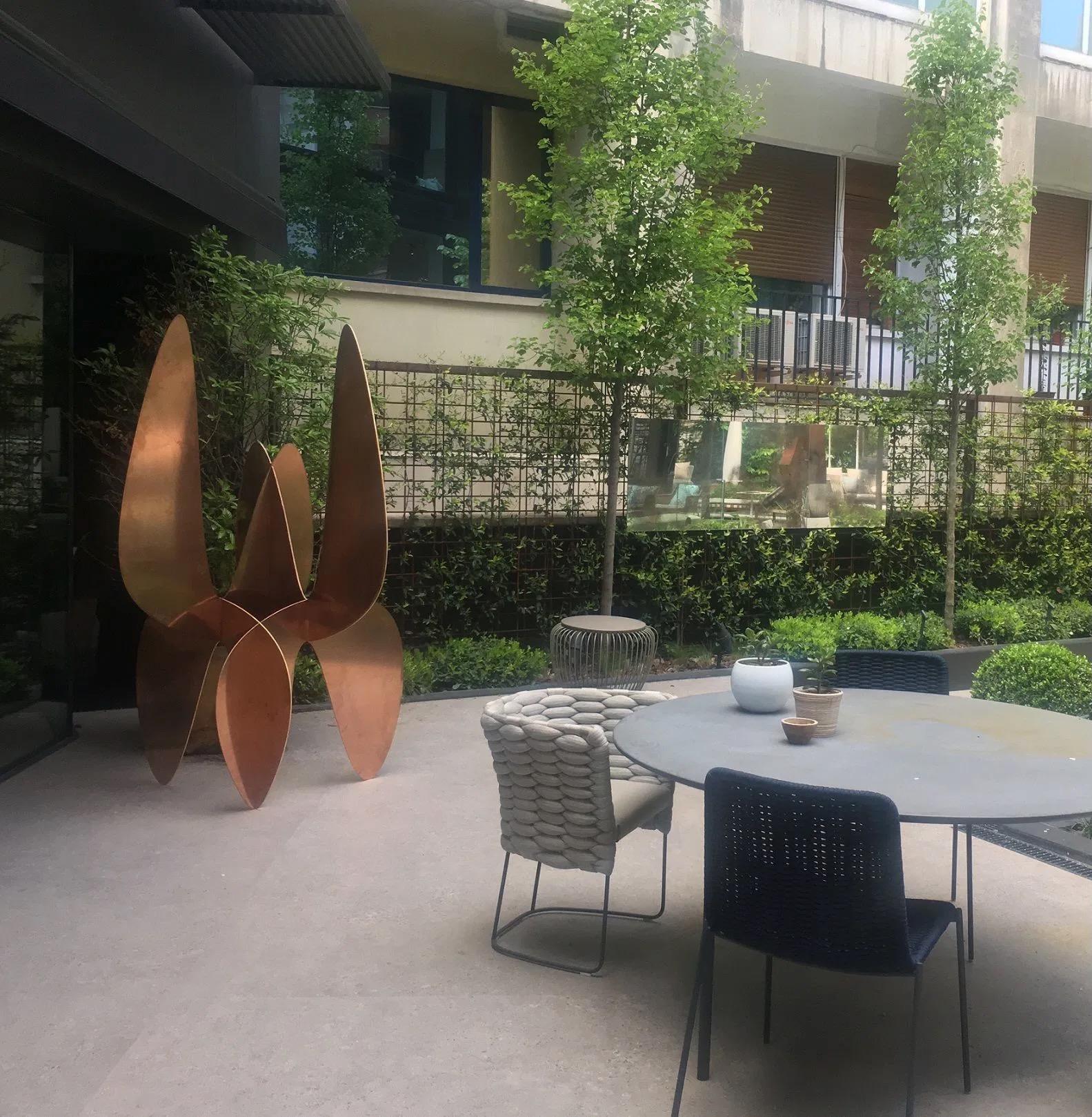 Barricada #9 b L by Alejandro Vega Beuvrin - Outdoor sculpture, organic forms For Sale 1