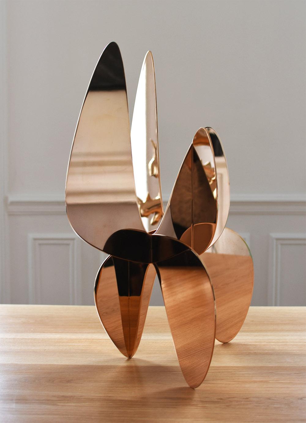 Barricada #9 bp M is a polished bronze sculpture by contemporary artist Alejandro Vega Beuvrin, dimensions are 60 cm × 42 cm × 27 cm (23.6 × 16.5 × 10.6 in). The sculpture is signed and numbered, it is part of a limited edition of 5 editions + 3