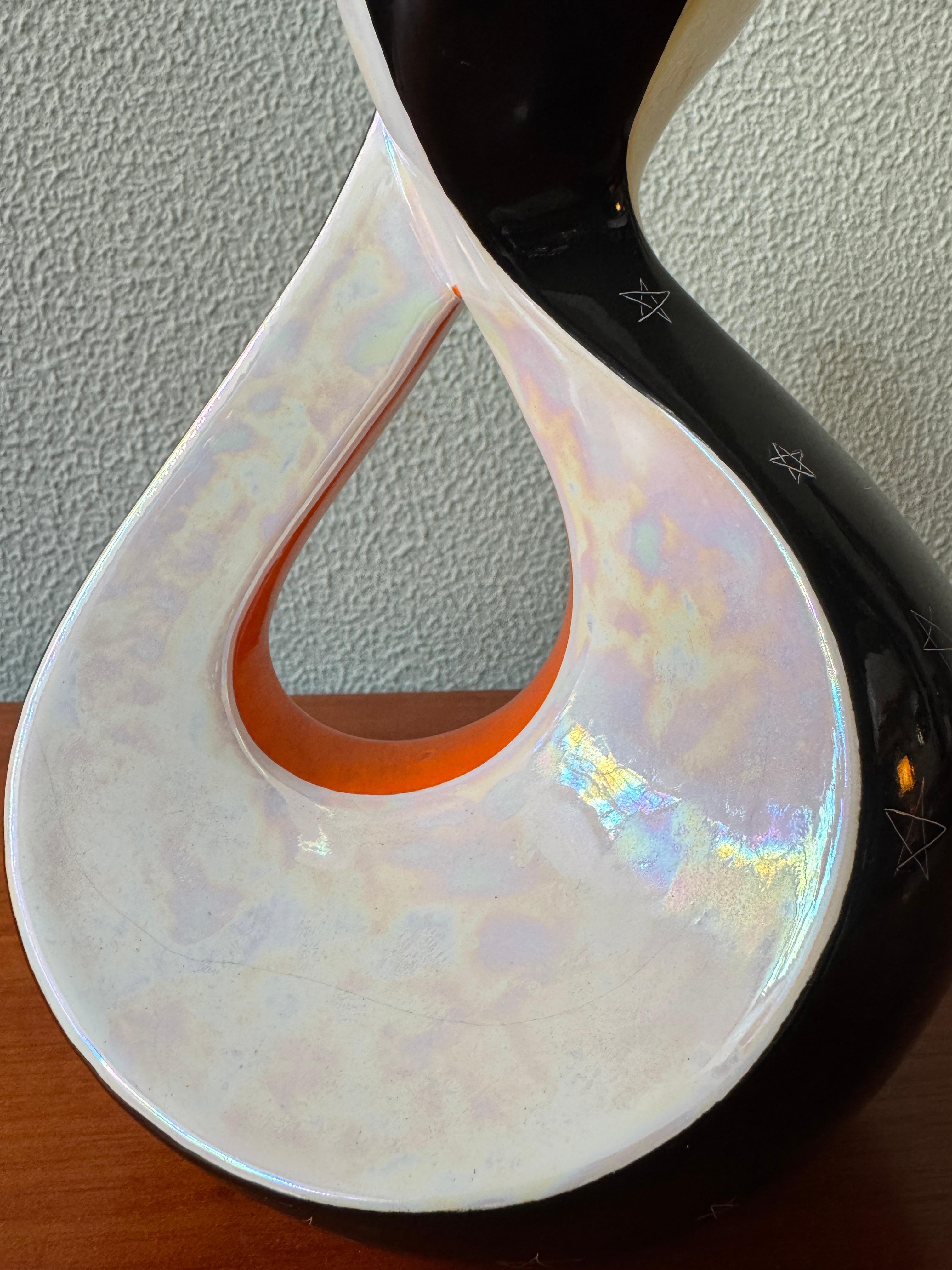 'Aleluia Portuguese Midcentury Biomorphic Ceramic Vase Blue Orange Stars Pattern in vendita 5