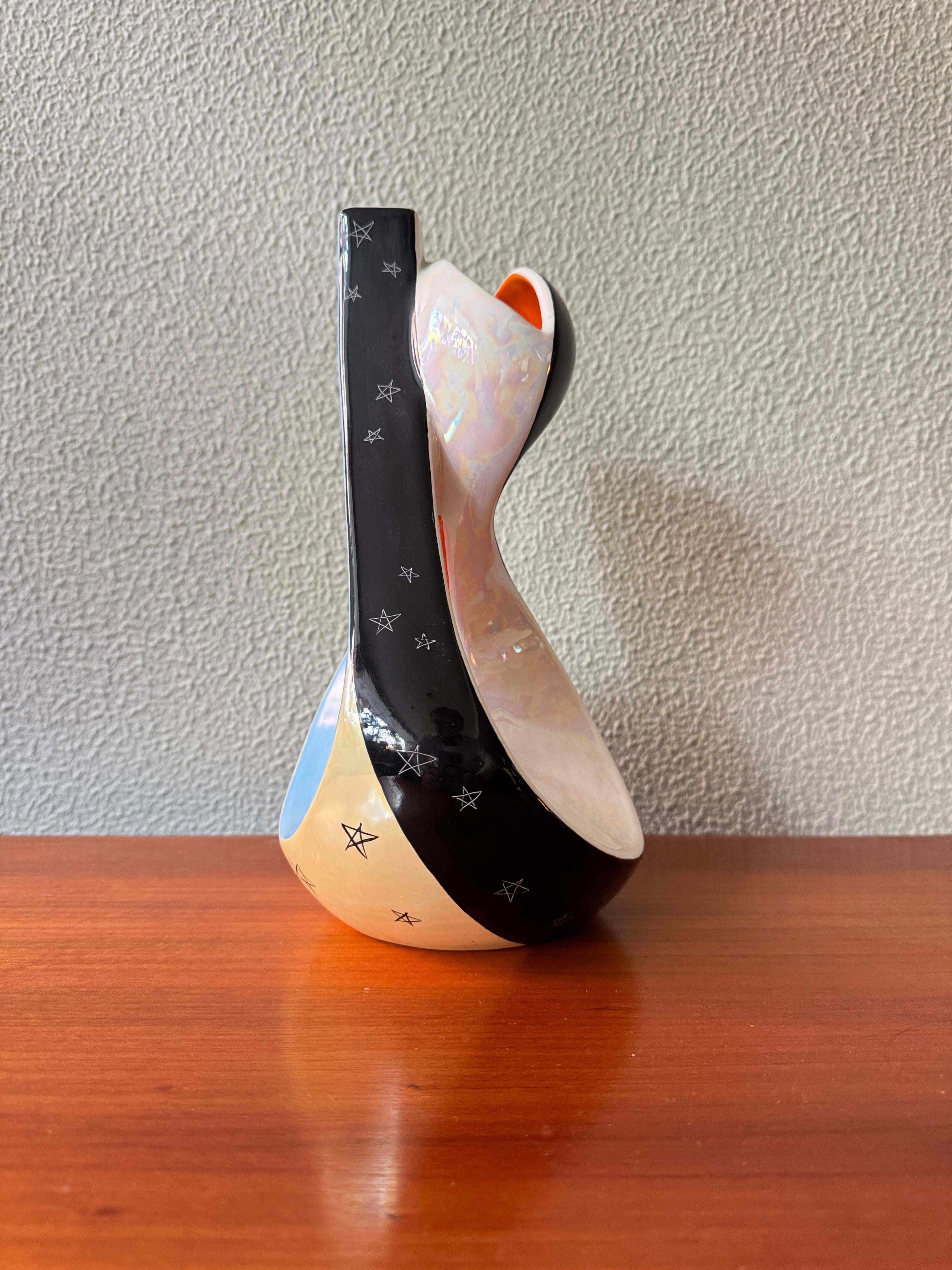 Mid-Century moderno 'Aleluia Portuguese Midcentury Biomorphic Ceramic Vase Blue Orange Stars Pattern in vendita