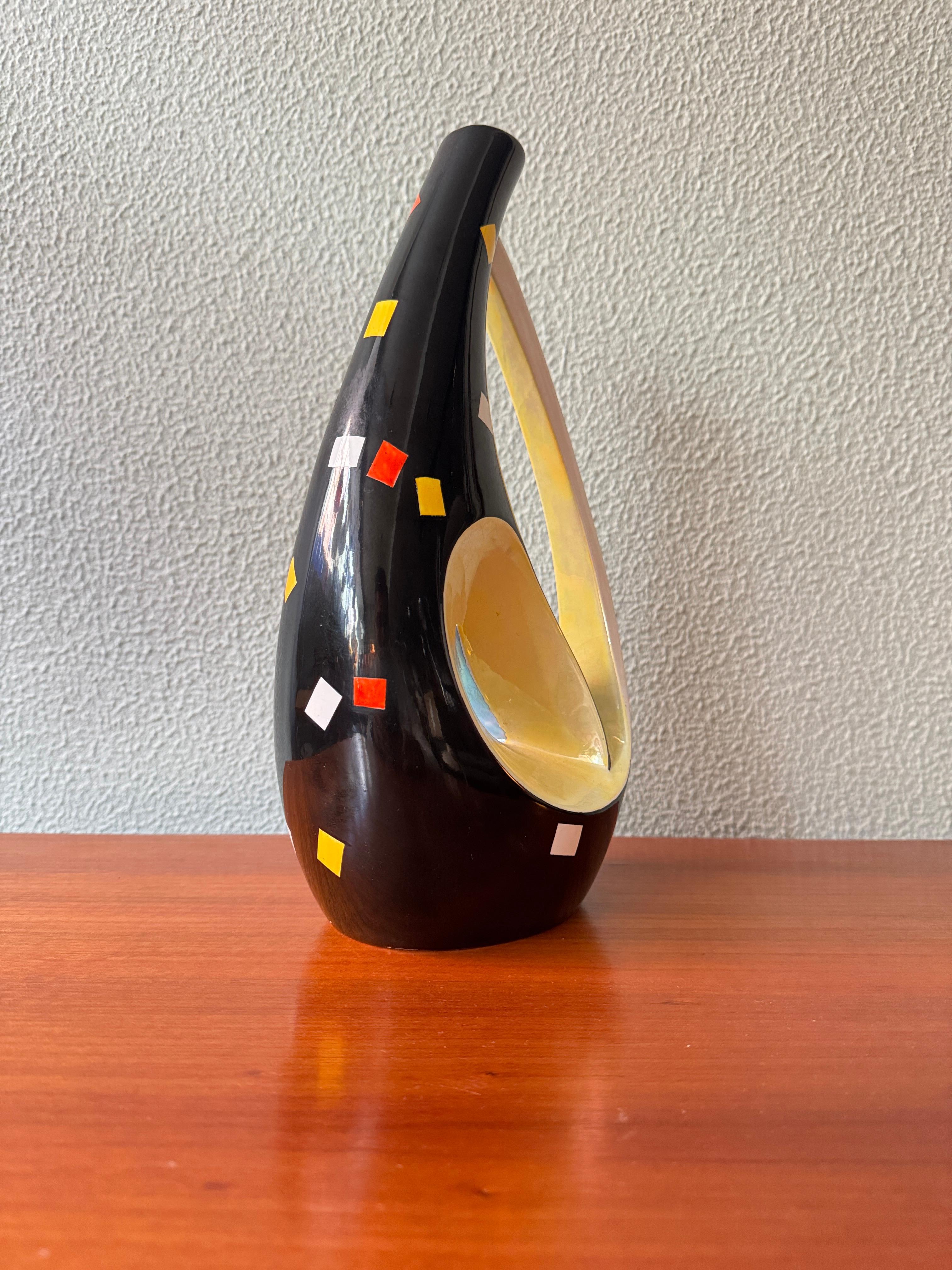 Aleluia Portugiesisch Midcentury Schwarz Keramik Biomorphic Vase Gelb-Blau Innenraum im Zustand „Gut“ im Angebot in Lisboa, PT