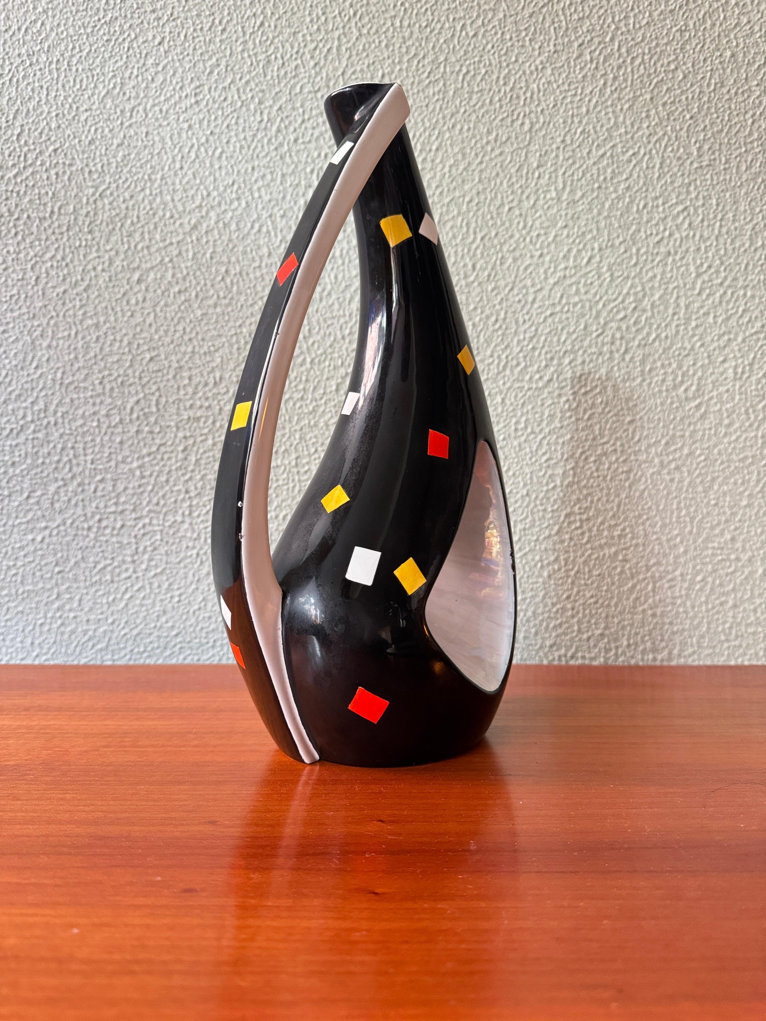Aleluia Portugiesisch Midcentury Schwarz Keramik Biomorphic Vase Gelb-Grau Innenraum im Zustand „Gut“ im Angebot in Lisboa, PT