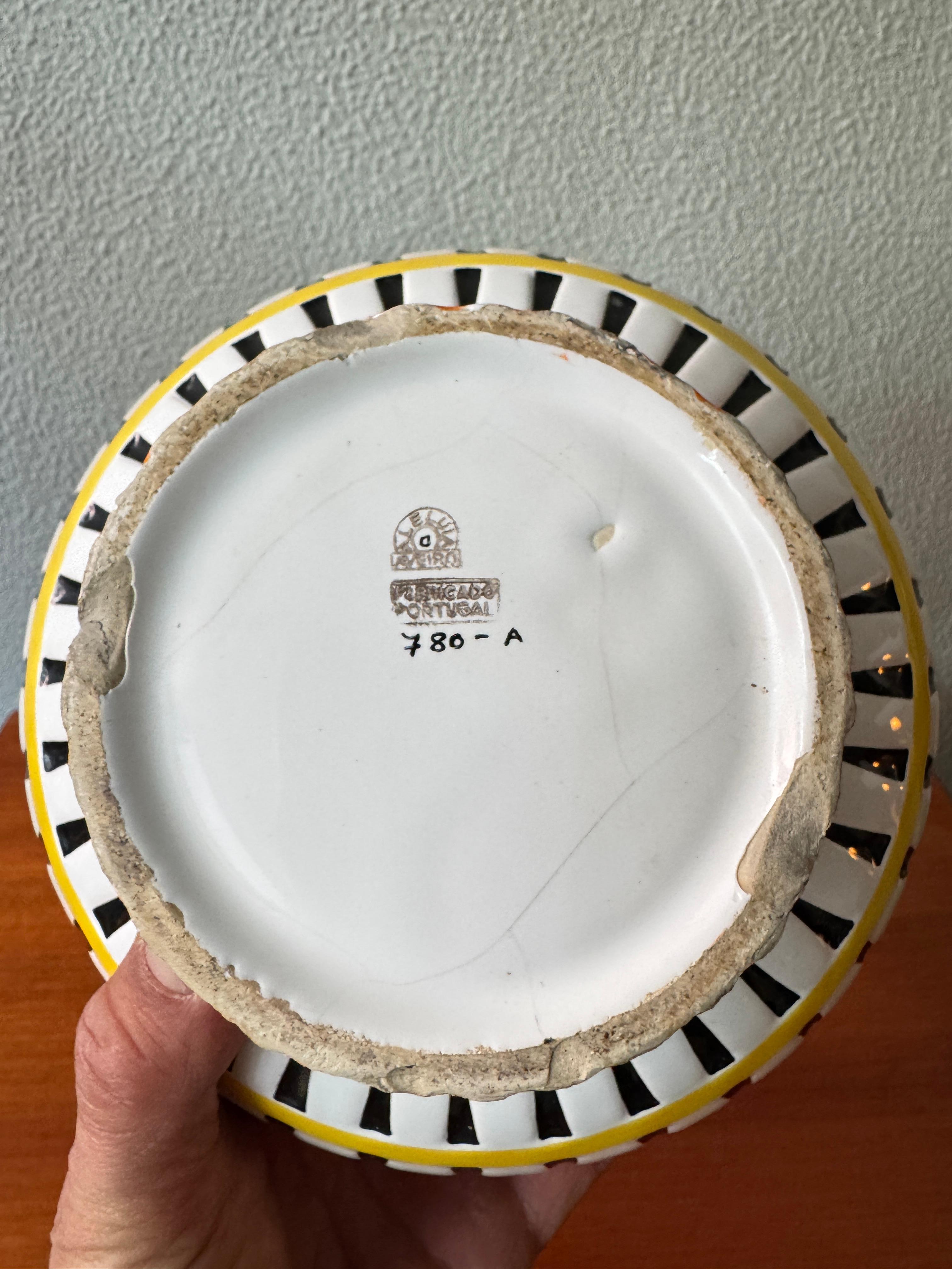 Aleluia Portuguese Midcentury Geometric Ceramic Vase Orange Black Linear Pattern in vendita 3