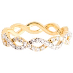 Alessa Infinity Pave Ring 18 Karat Yellow Gold Essentials Collection Alessa Infinity Pave Ring 18 Karat Yellow Gold Essentials Collection