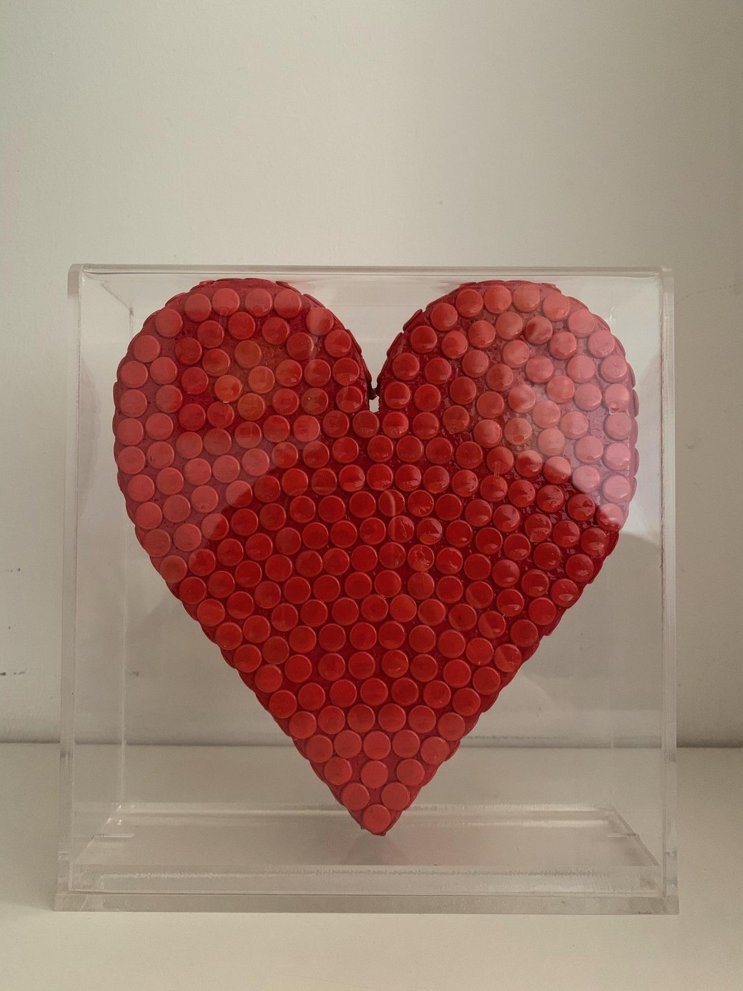 Alessandra Pierelli Figurative Sculpture - RED FLAT HEART